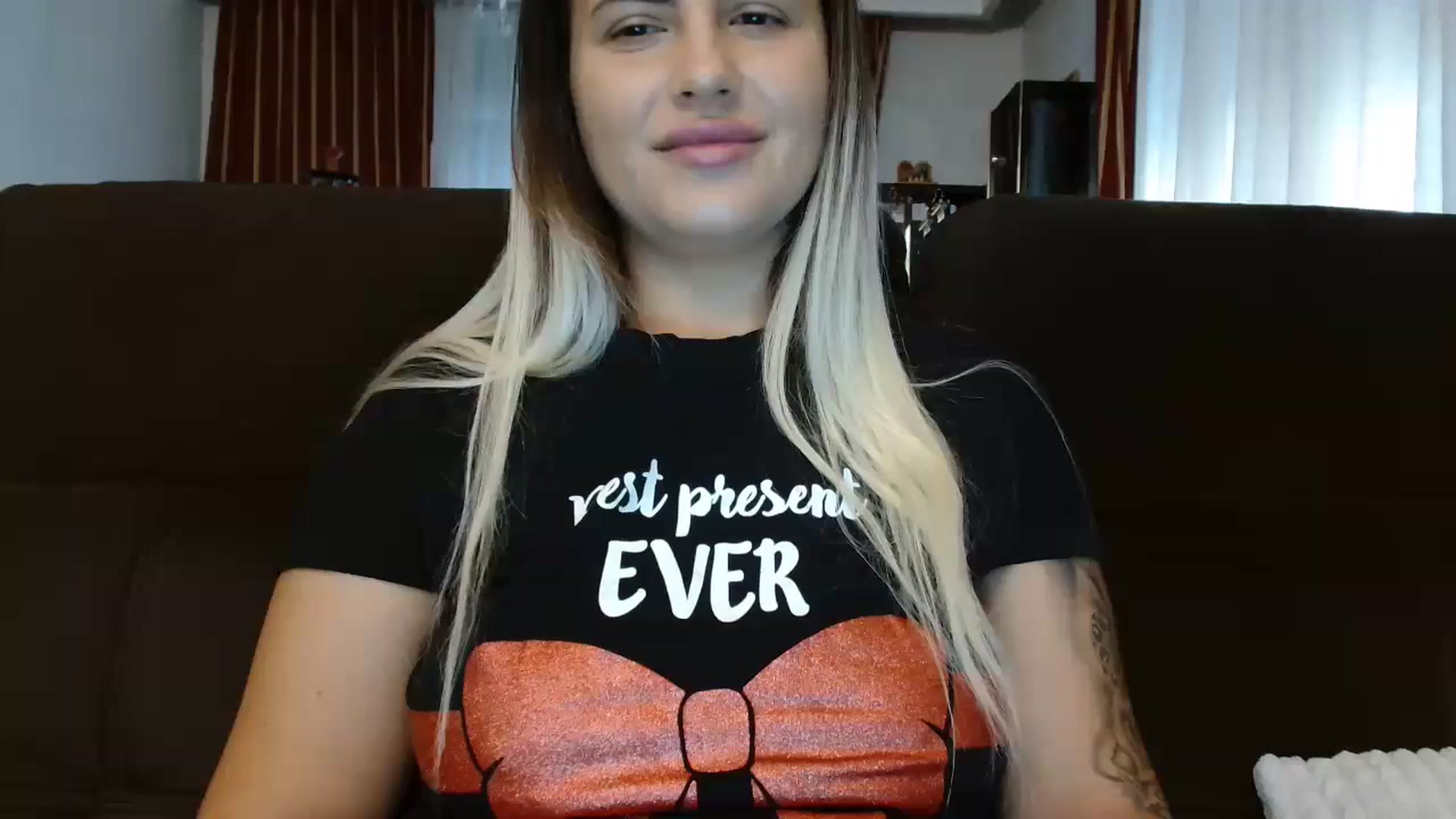 Gallery image thumbnail from MissDafina's myfreecams stream on, 10/24/2023, 07:10 image 12 of 20