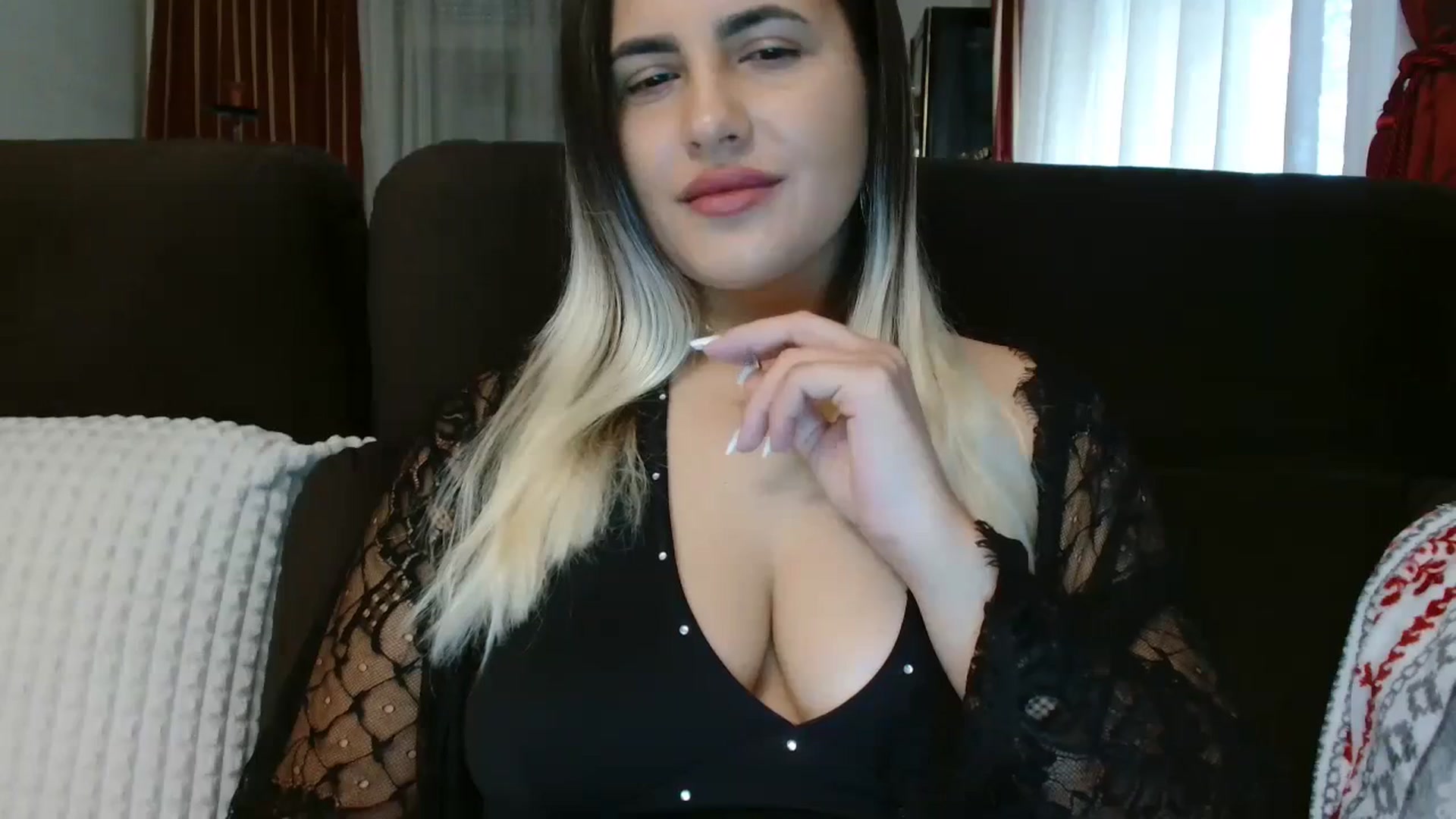 Gallery image thumbnail from MissDafina's myfreecams stream on, 11/13/2023, 07:29 image 16 of 20