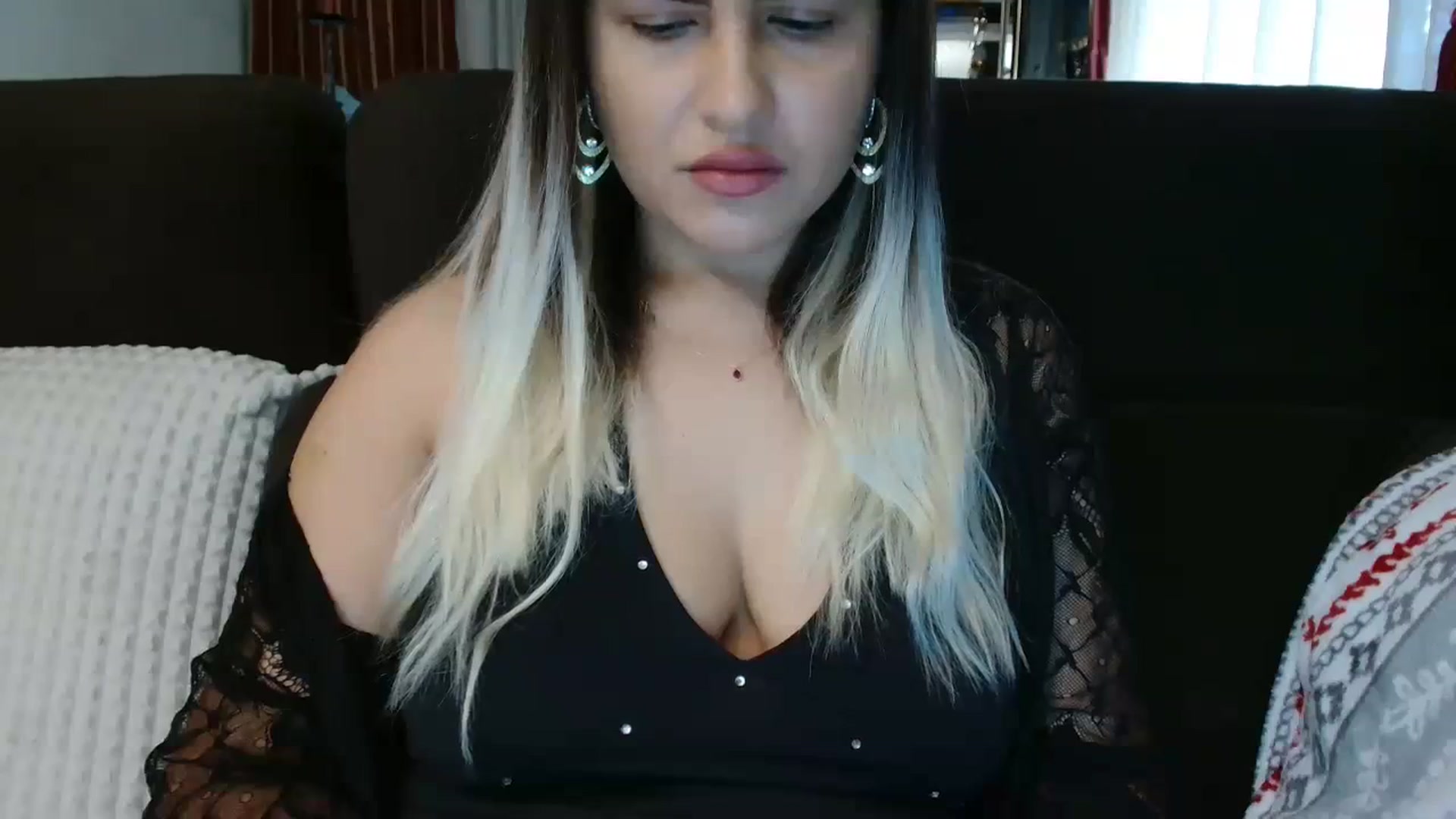 Gallery image thumbnail from MissDafina's myfreecams stream on, 11/13/2023, 08:41 image 7 of 20