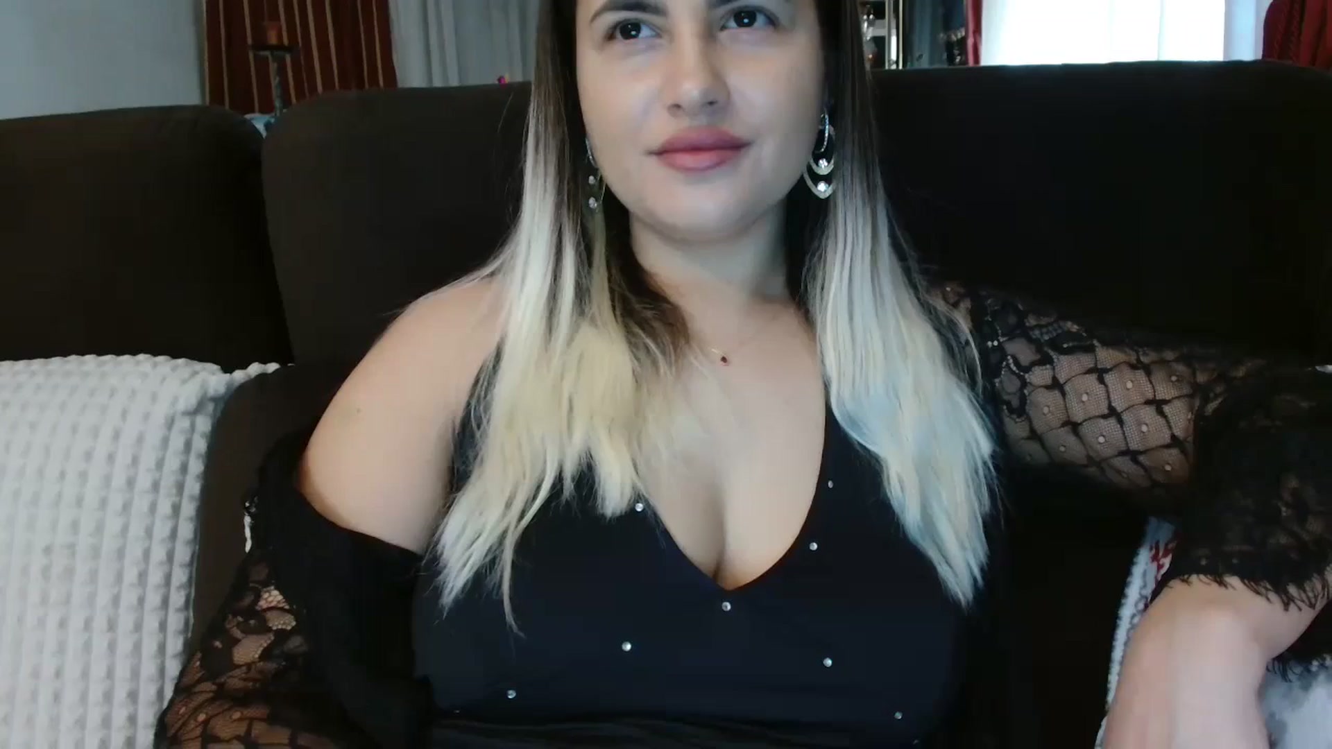 Gallery image thumbnail from MissDafina's myfreecams stream on, 11/13/2023, 08:41 image 1 of 20