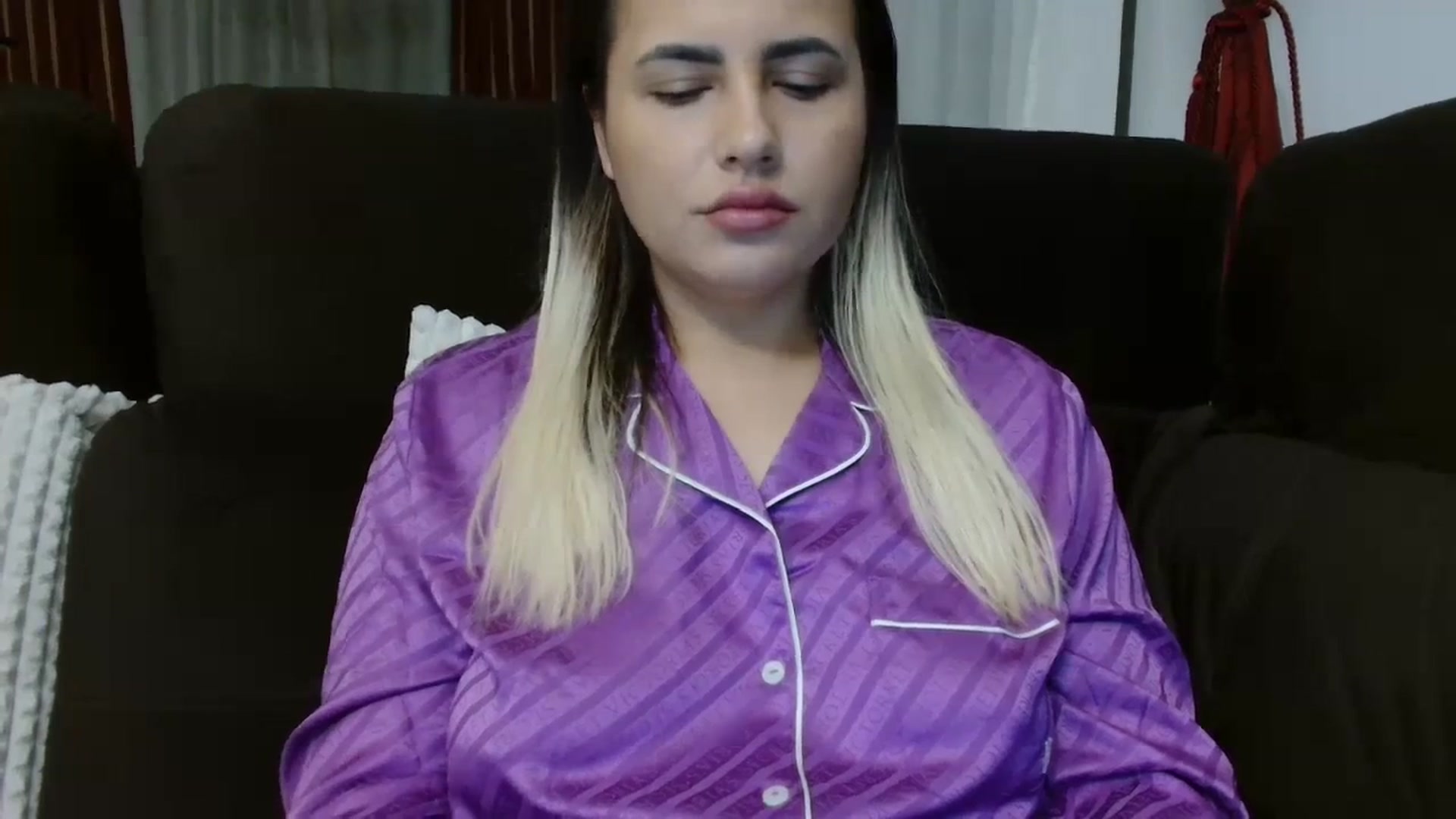 Gallery image thumbnail from MissDafina's myfreecams stream on, 11/20/2023, 01:28 image 2 of 20