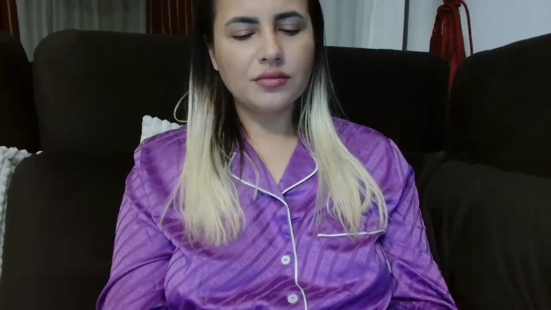 Gallery image thumbnail from MissDafina's myfreecams stream on, 11/20/2023, 01:28 image 13 of 20