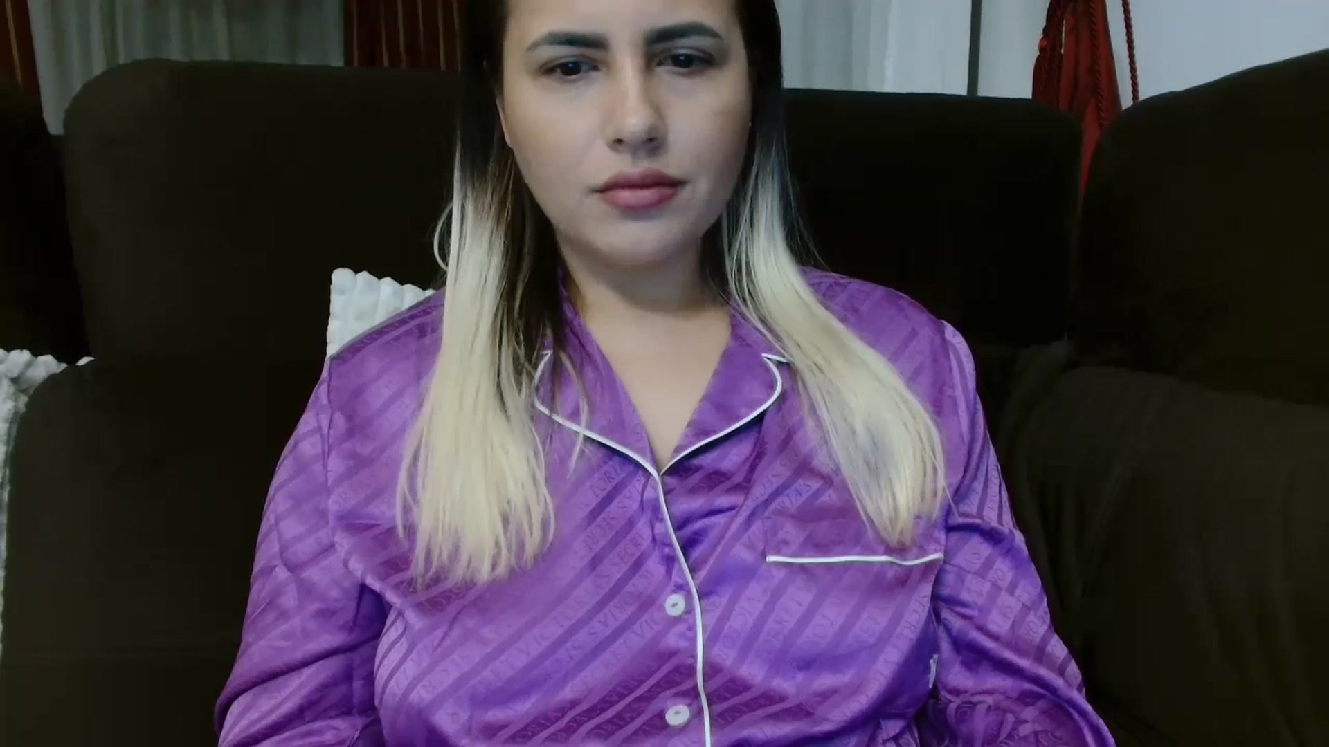Gallery image thumbnail from MissDafina's myfreecams stream on, 11/20/2023, 01:28 image 7 of 20