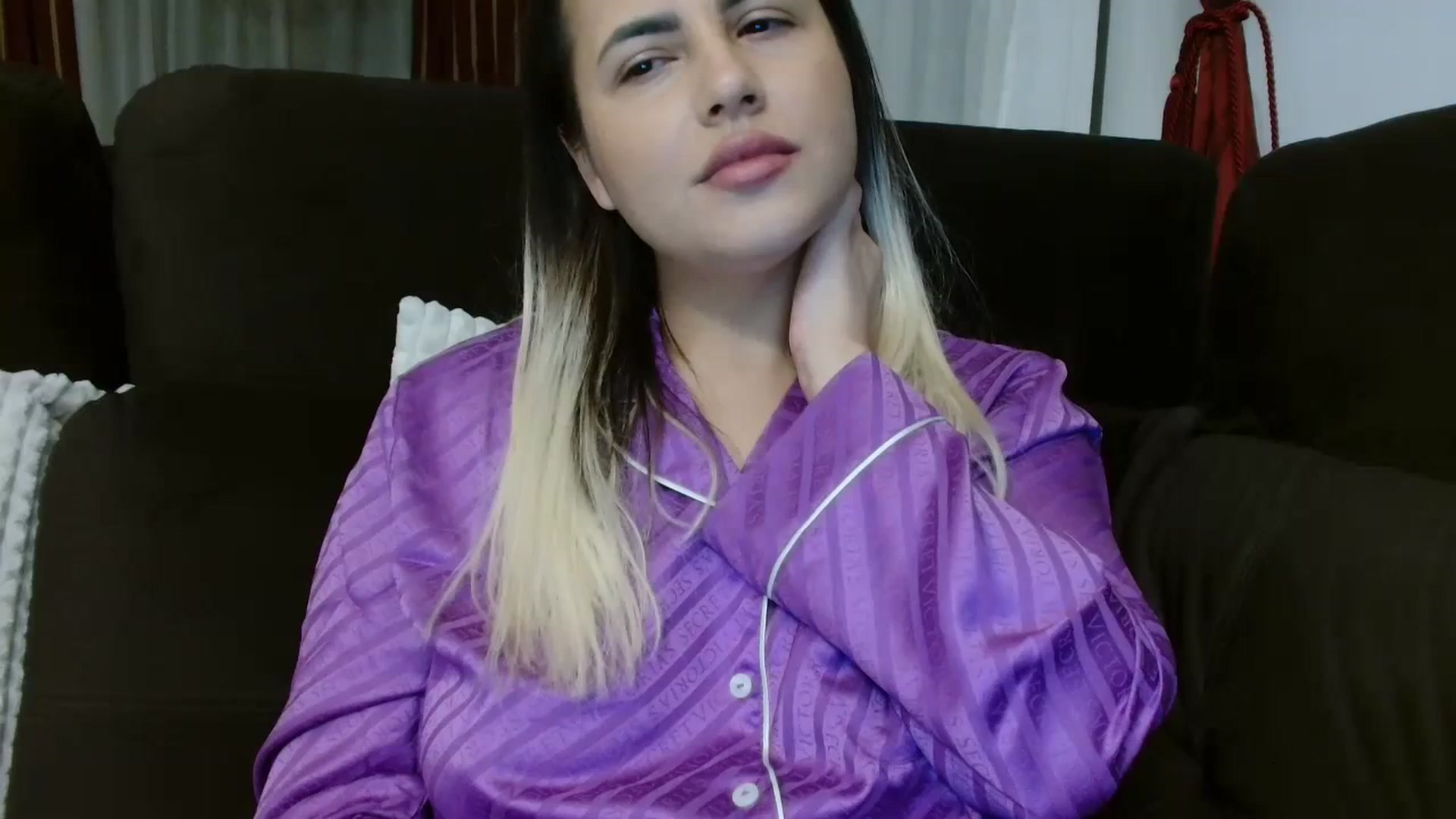 Gallery image thumbnail from MissDafina's myfreecams stream on, 11/20/2023, 01:28 image 16 of 20