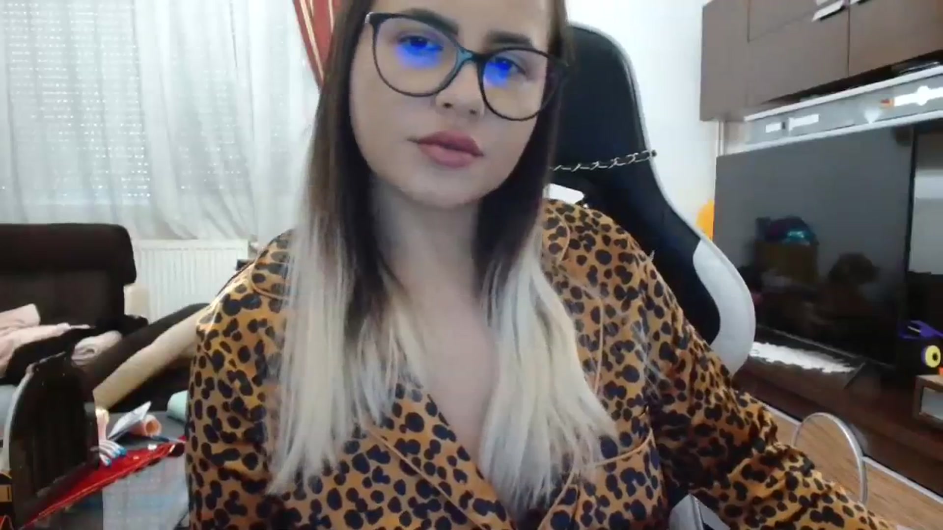 Gallery image thumbnail from MissDafina's myfreecams stream on, 11/23/2023, 11:49 image 4 of 20