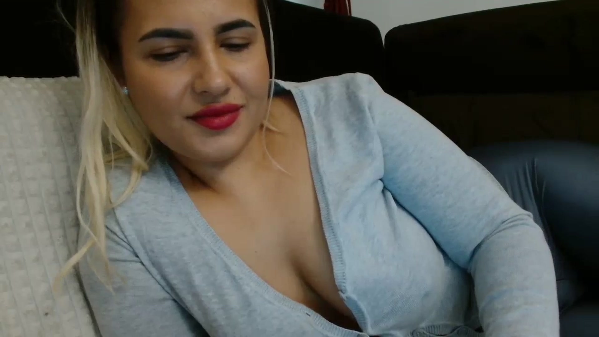 Gallery image thumbnail from MissDafina's myfreecams stream on, 11/28/2023, 08:26 image 10 of 20