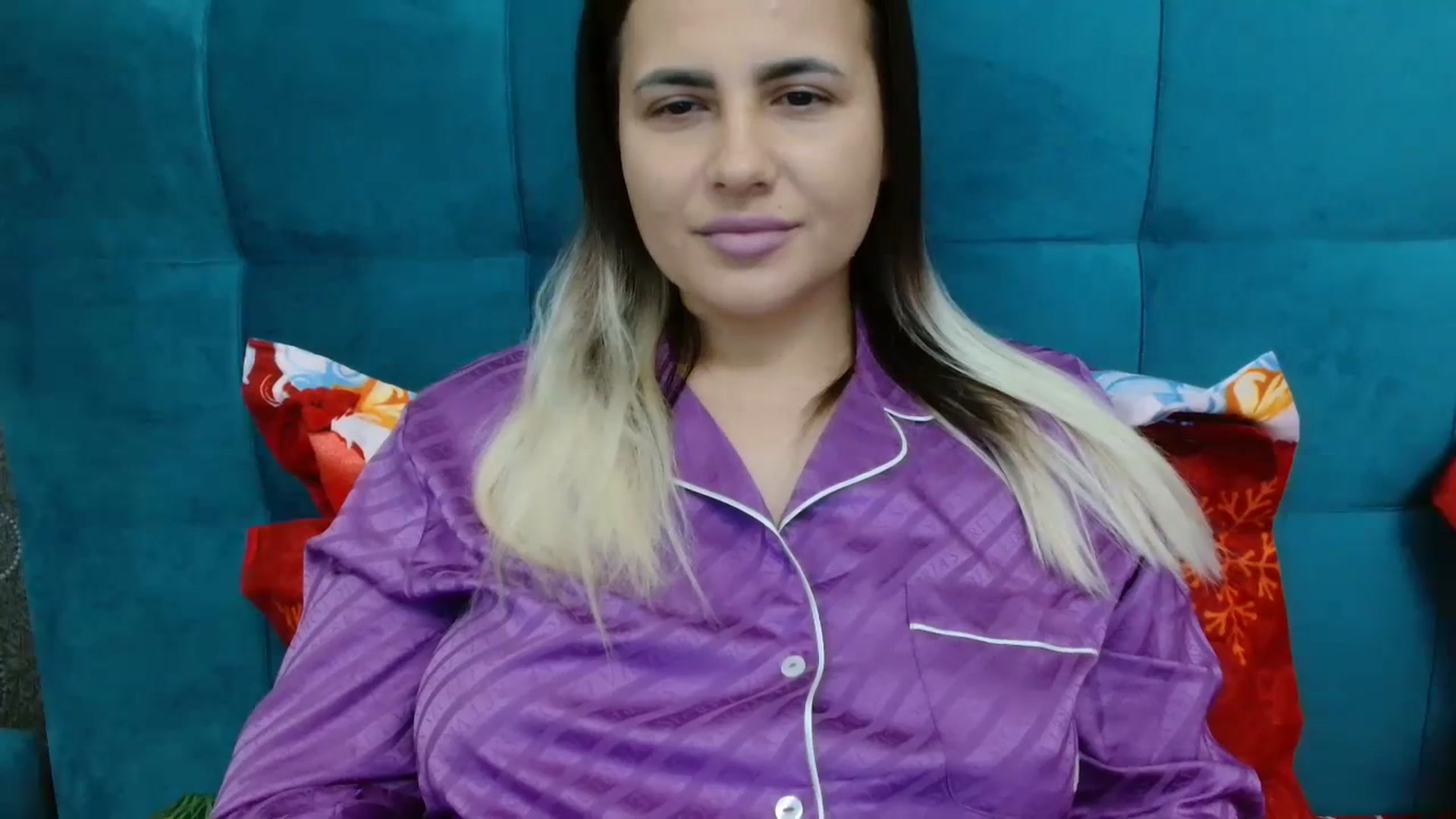 Gallery image thumbnail from MissDafina's myfreecams stream on, 12/13/2023, 22:18 image 8 of 20
