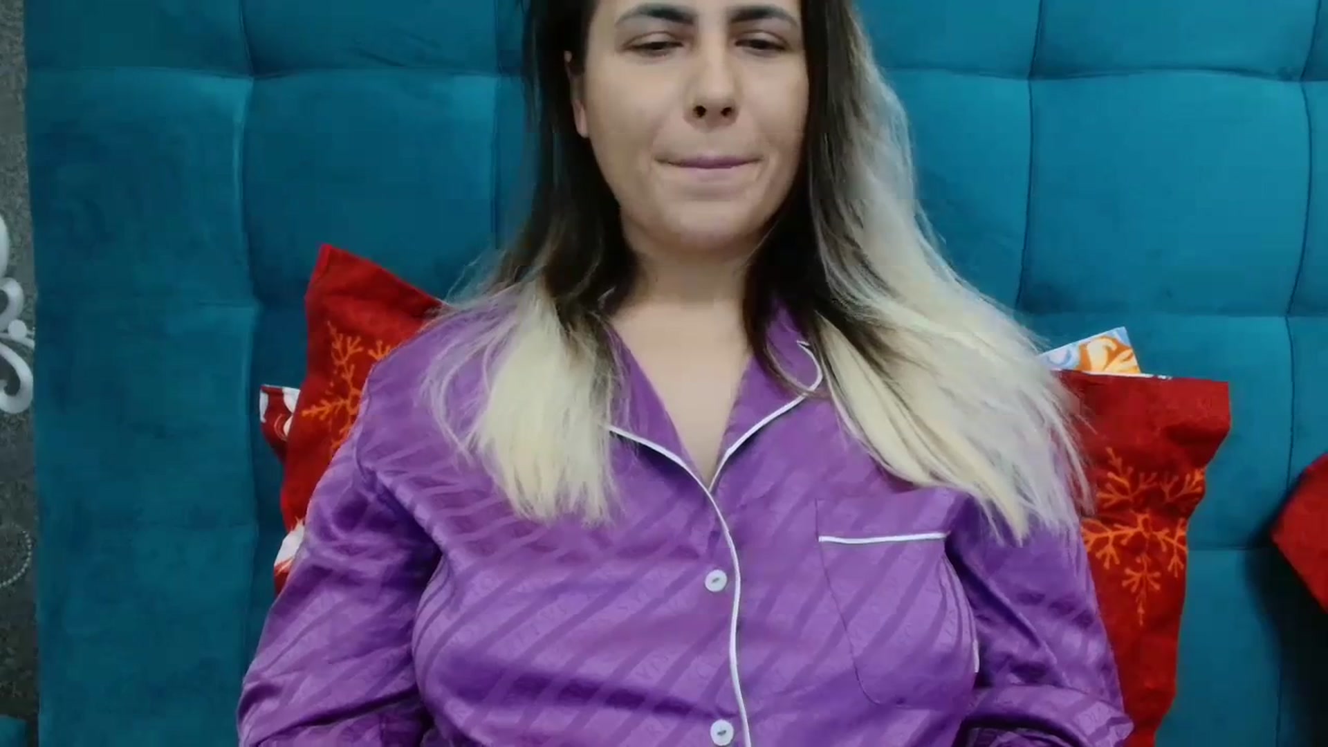 Gallery image thumbnail from MissDafina's myfreecams stream on, 12/13/2023, 22:18 image 19 of 20