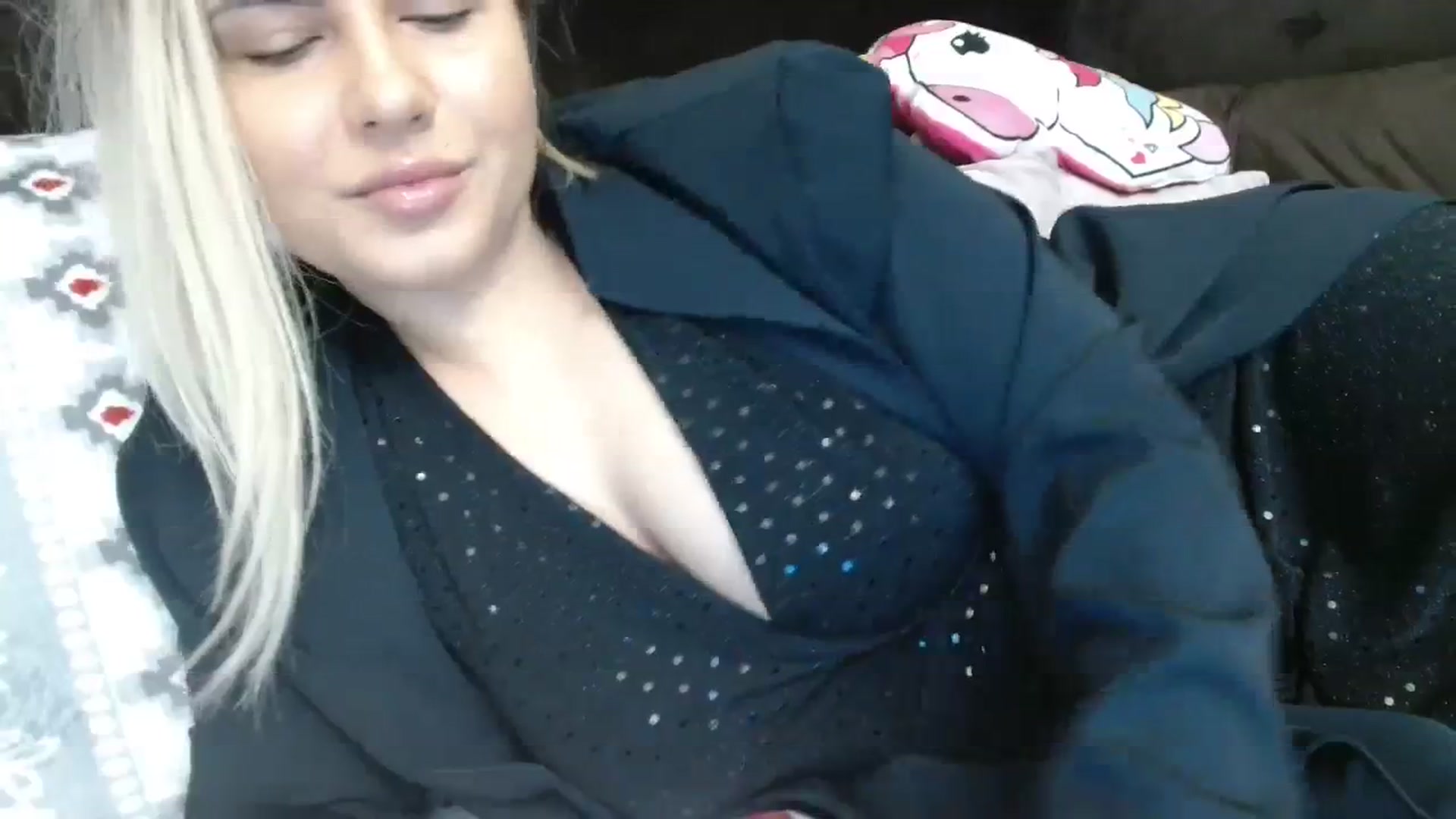 Gallery image thumbnail from MissDafina's myfreecams stream on, 01/17/2024, 01:18 image 7 of 20