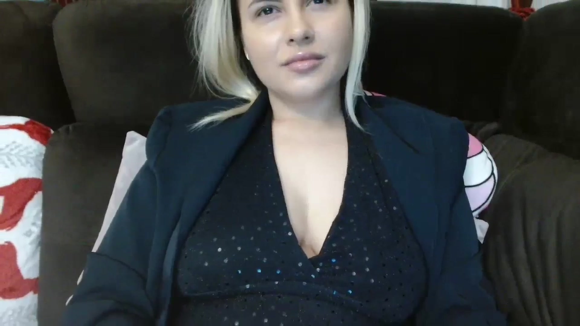 Gallery image thumbnail from MissDafina's myfreecams stream on, 01/17/2024, 01:18 image 5 of 20