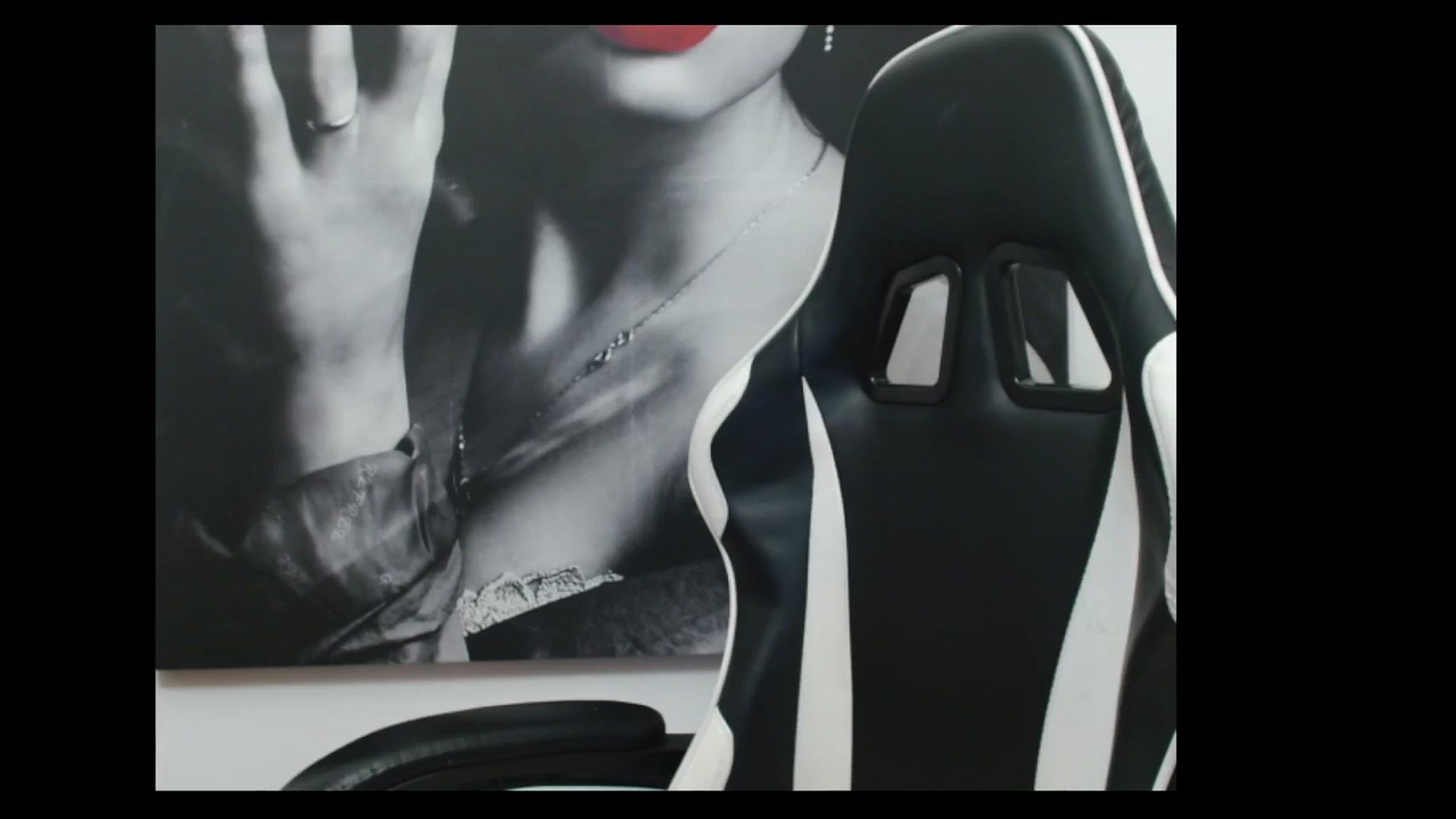 Gallery image thumbnail from MissDafina's myfreecams stream on, 10/22/2024, 20:01 image 15 of 20