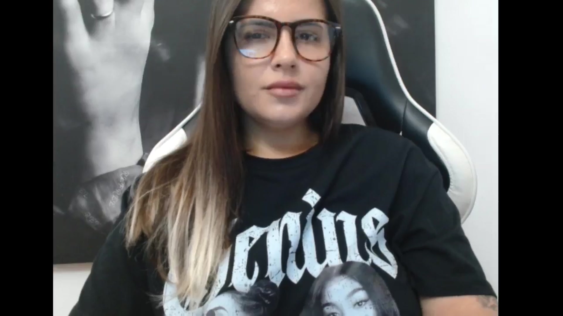 Gallery image thumbnail from MissDafina's myfreecams stream on, 11/09/2024, 14:46 image 13 of 20