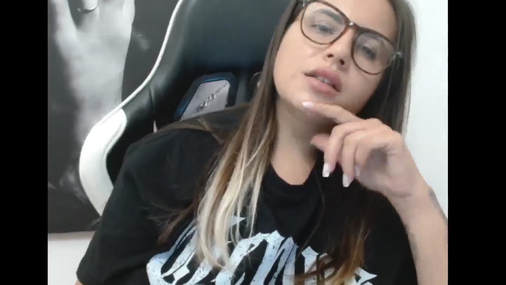Gallery image thumbnail from MissDafina's myfreecams stream on, 11/09/2024, 14:46 image 19 of 20