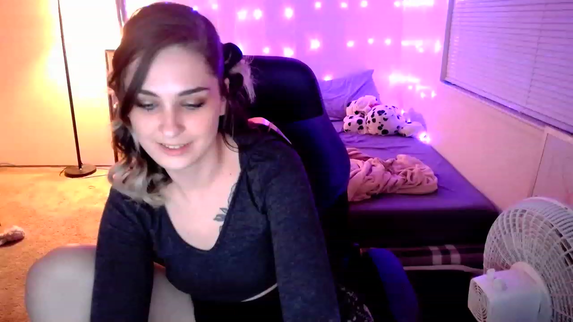 Gallery image thumbnail from MissDaliah's myfreecams stream on, 11/29/2022, 08:40 image 16 of 20