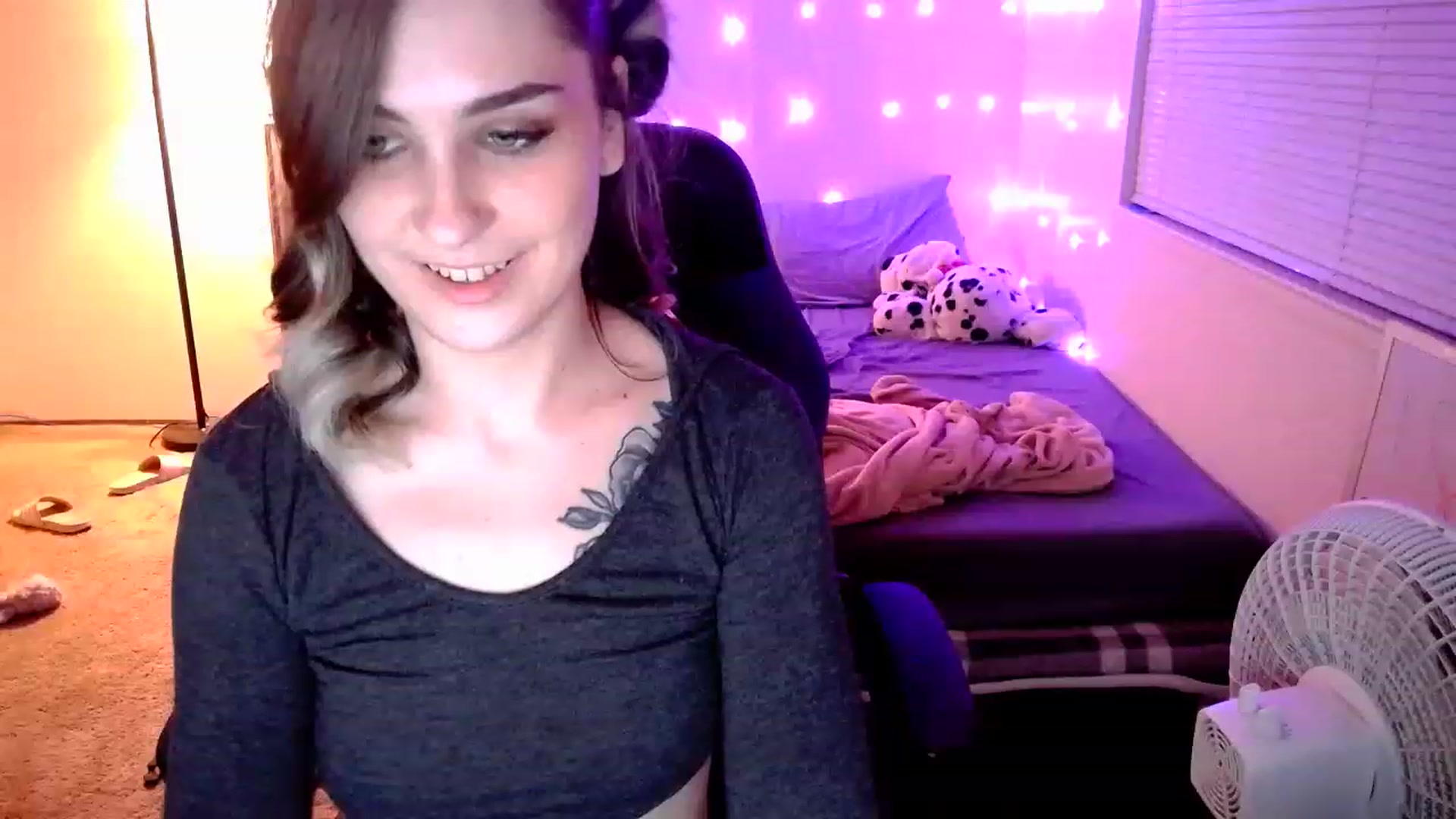 Gallery image thumbnail from MissDaliah's myfreecams stream on, 11/29/2022, 08:40 image 11 of 20