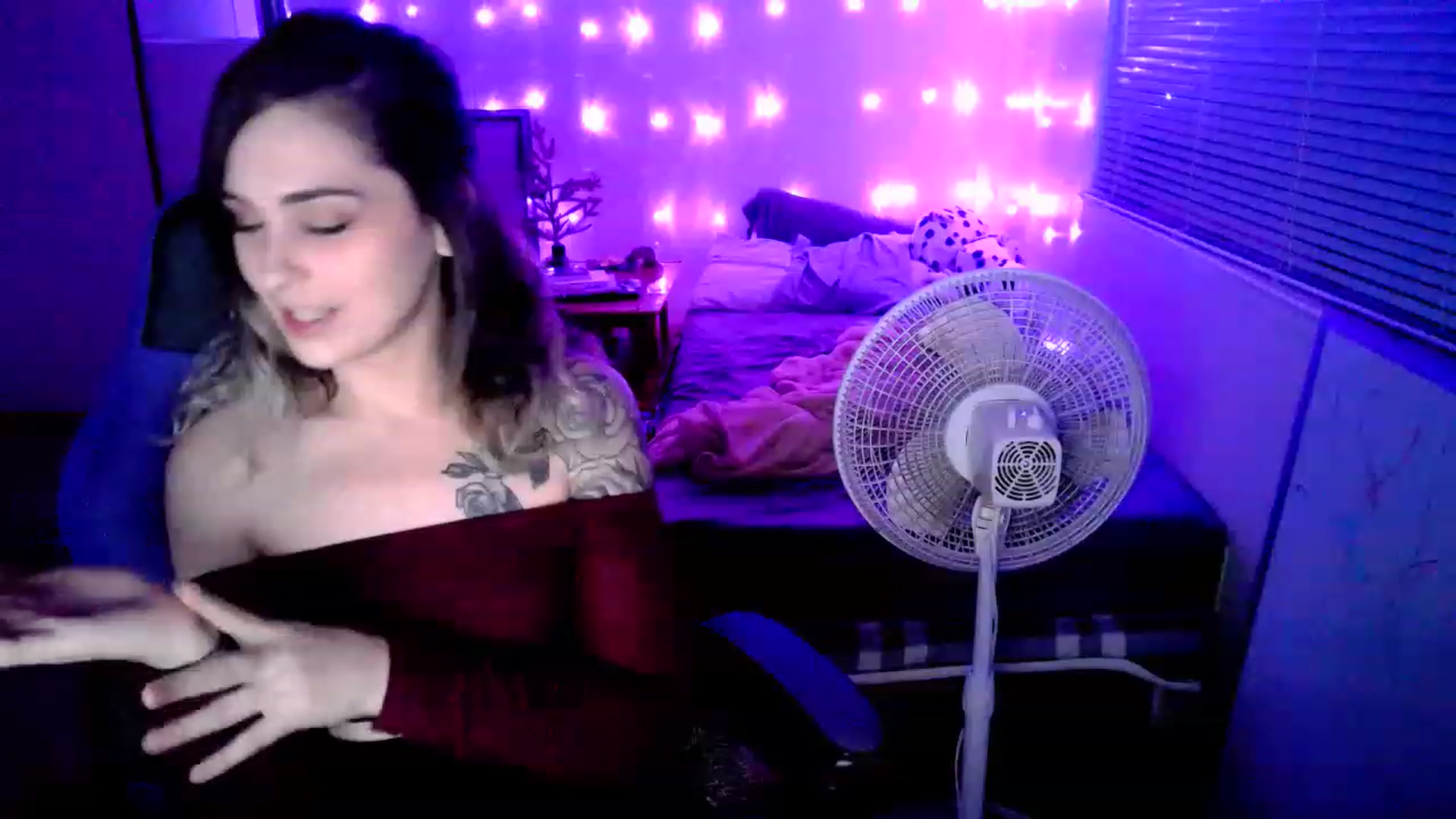Gallery image thumbnail from MissDaliah's myfreecams stream on, 12/08/2022, 08:25 image 15 of 20