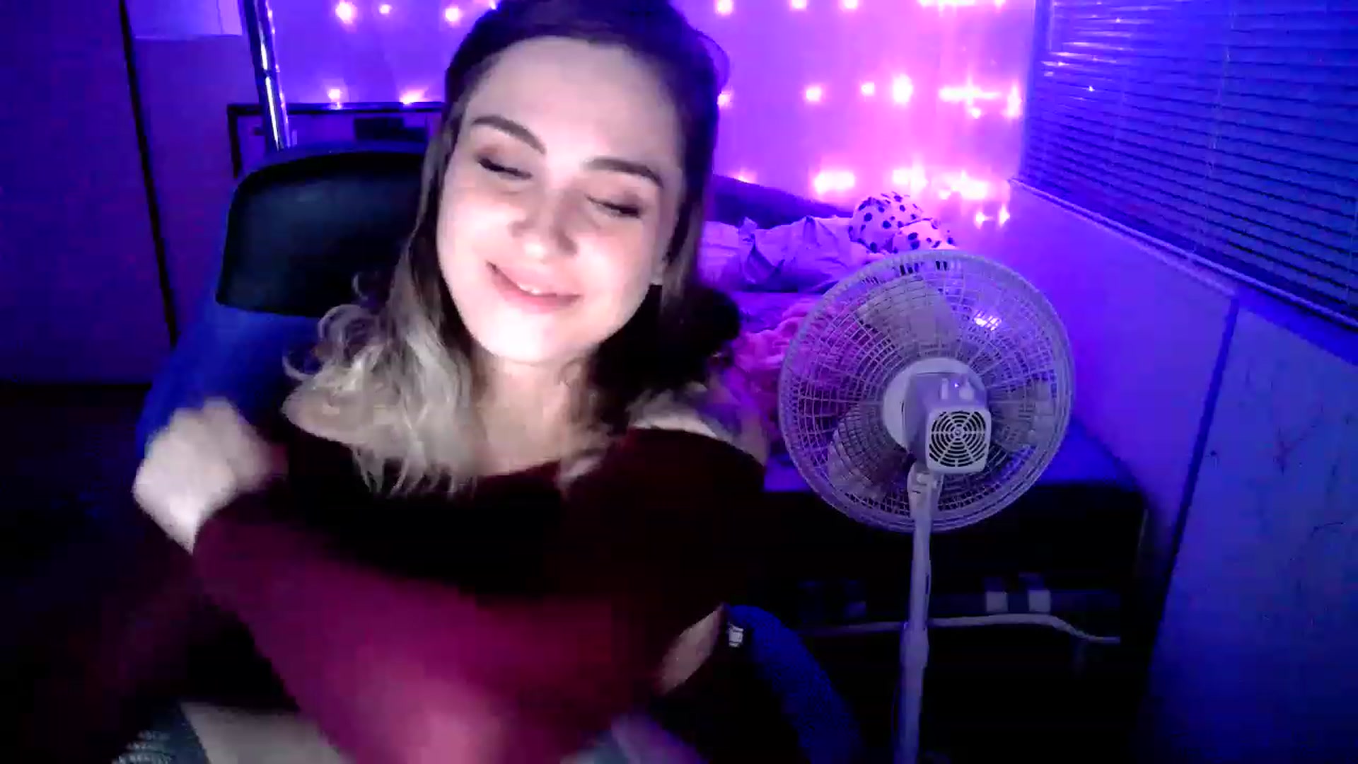 Gallery image thumbnail from MissDaliah's myfreecams stream on, 12/08/2022, 08:25 image 18 of 20