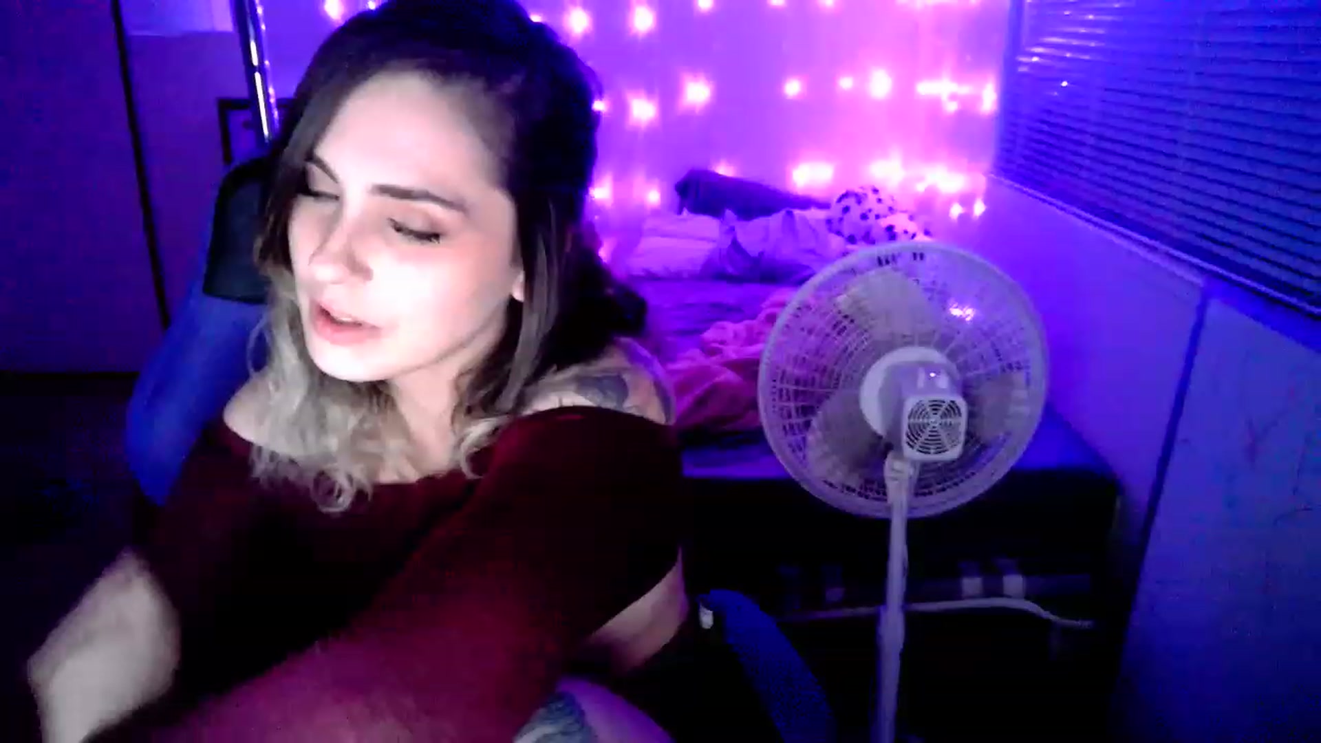 Gallery image thumbnail from MissDaliah's myfreecams stream on, 12/08/2022, 08:25 image 19 of 20