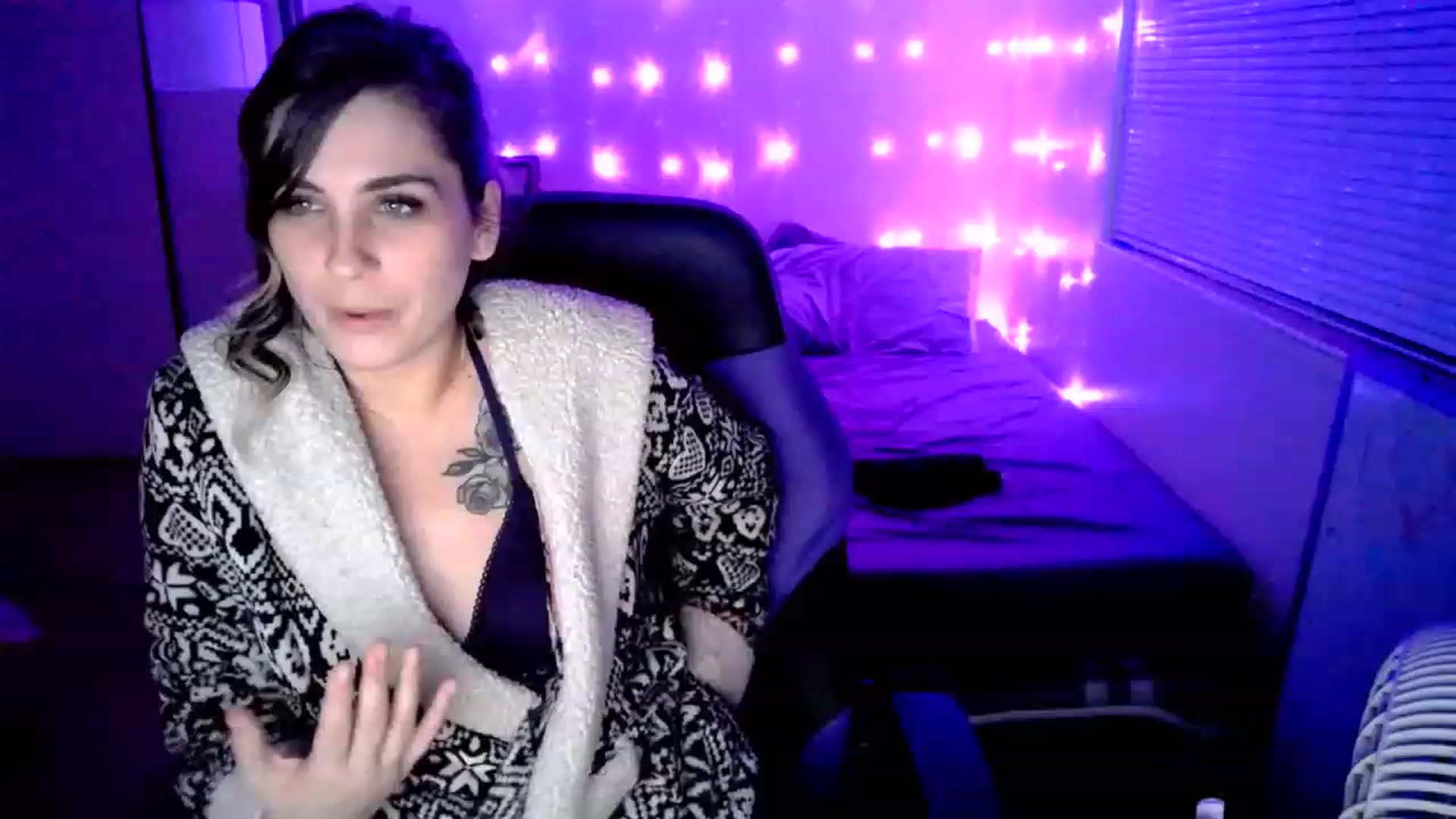 Gallery image thumbnail from MissDaliah's myfreecams stream on, 12/11/2022, 08:17 image 19 of 20