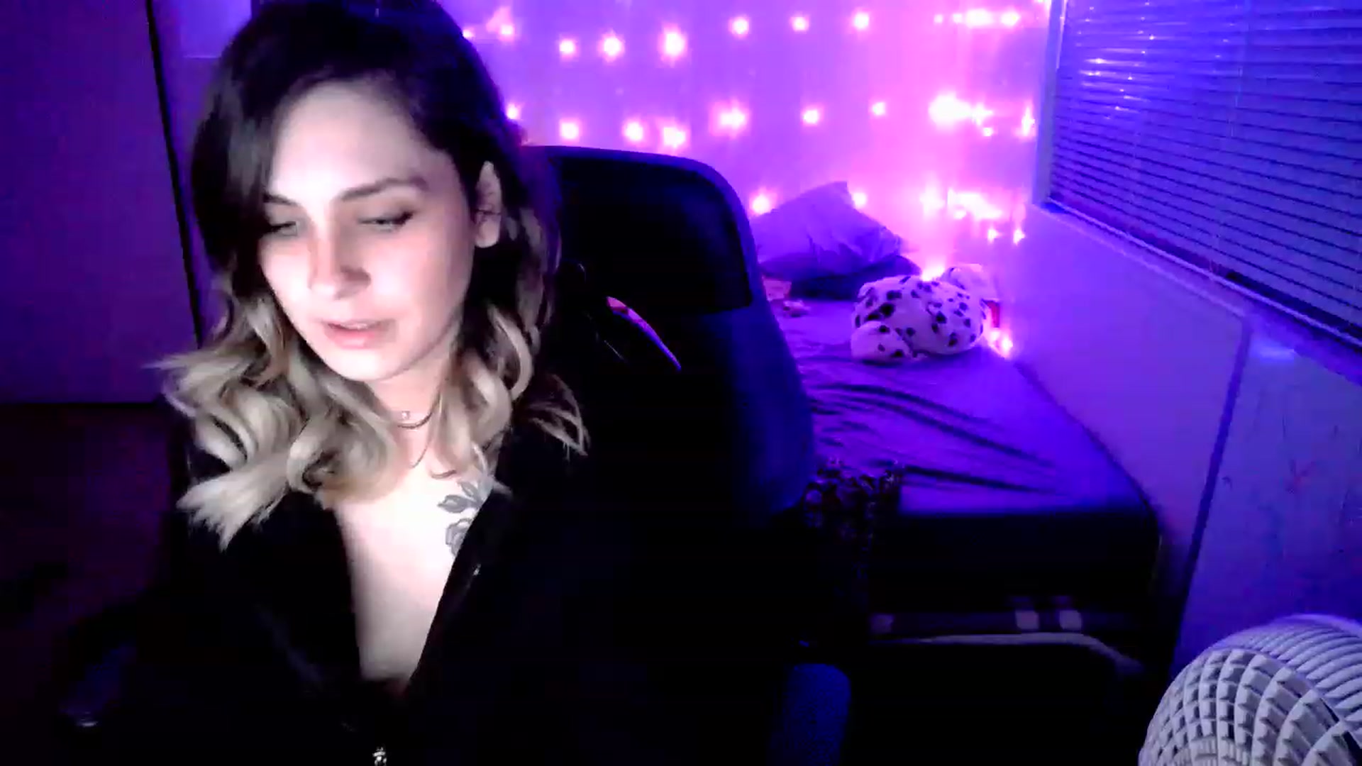 Gallery image thumbnail from MissDaliah's myfreecams stream on, 12/15/2022, 09:39 image 20 of 20