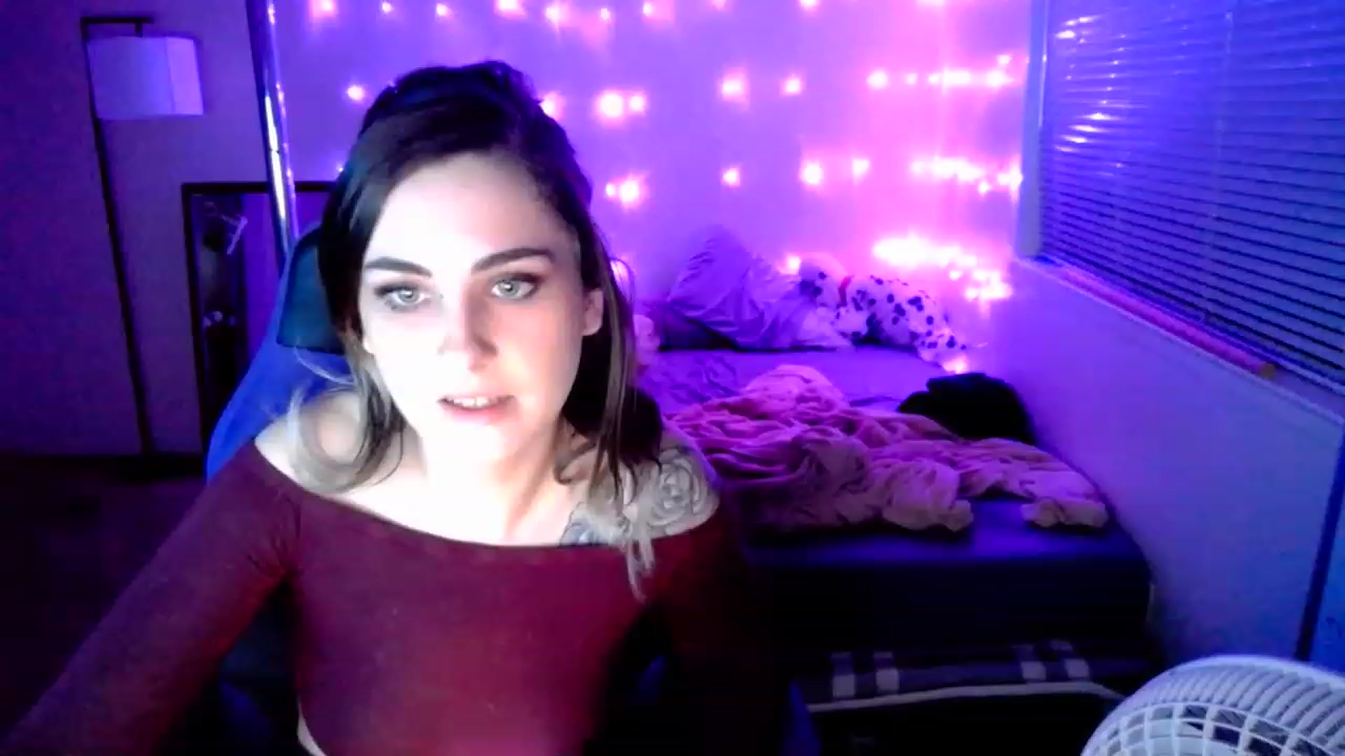 Gallery image thumbnail from MissDaliah's myfreecams stream on, 12/25/2022, 07:52 image 17 of 20