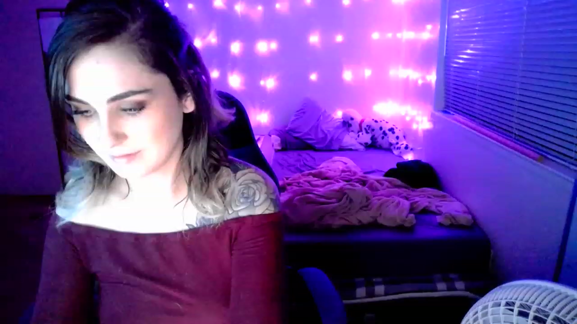 Gallery image thumbnail from MissDaliah's myfreecams stream on, 12/25/2022, 07:52 image 15 of 20
