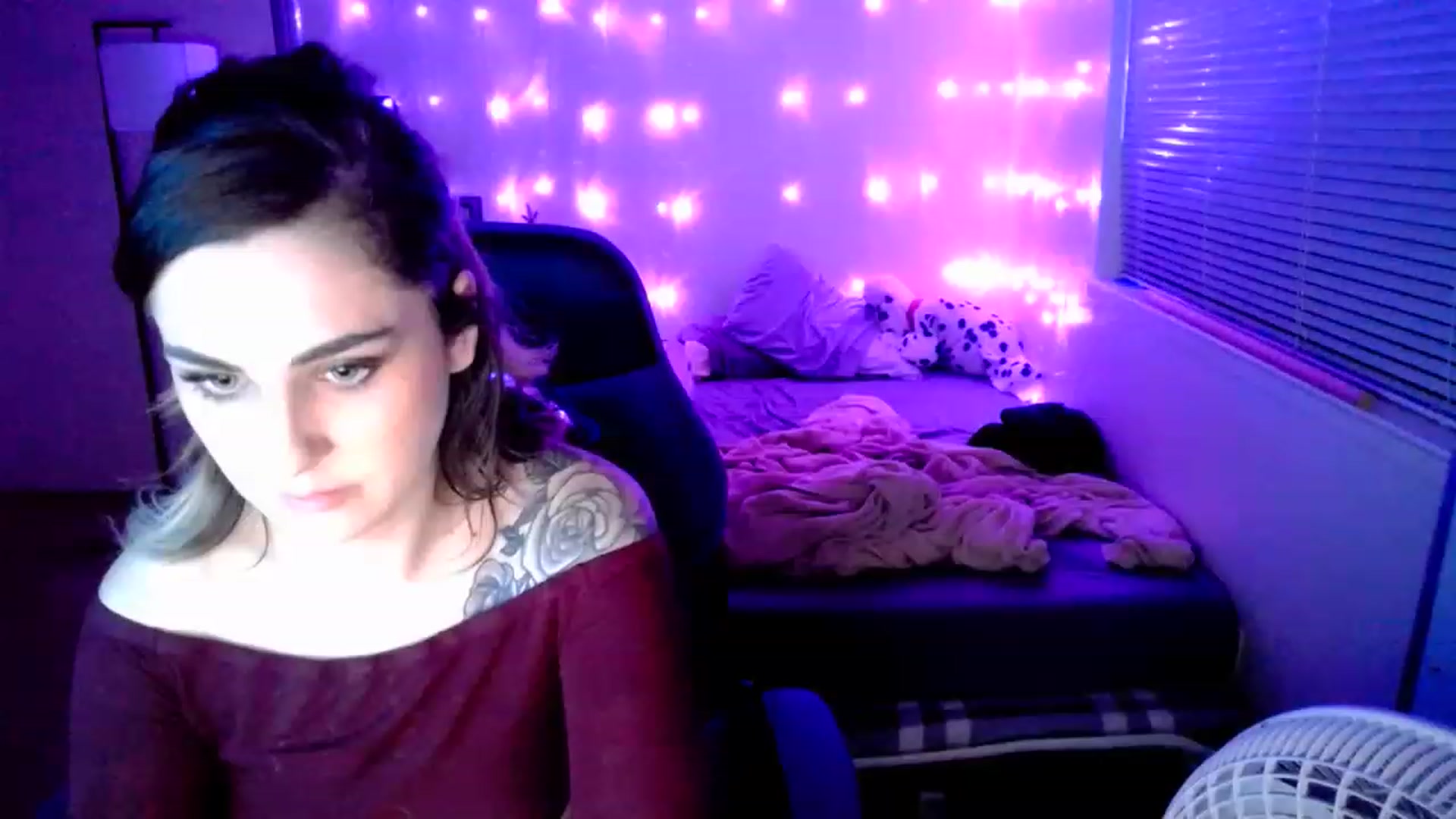 Gallery image thumbnail from MissDaliah's myfreecams stream on, 12/25/2022, 07:52 image 20 of 20