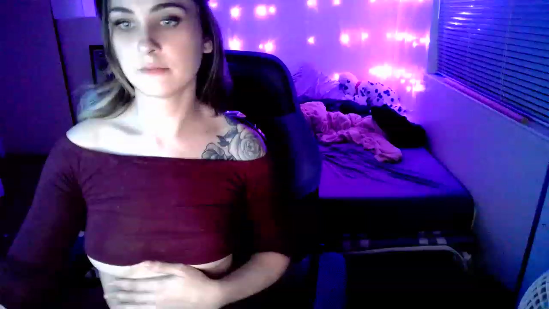 Gallery image thumbnail from MissDaliah's myfreecams stream on, 12/25/2022, 10:47 image 15 of 20
