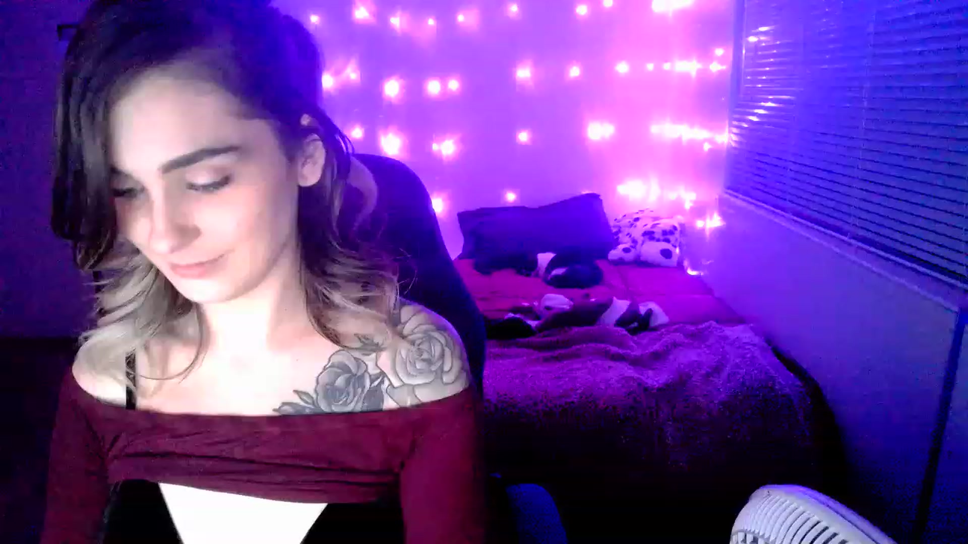 Gallery image thumbnail from MissDaliah's myfreecams stream on, 12/28/2022, 09:41 image 17 of 20