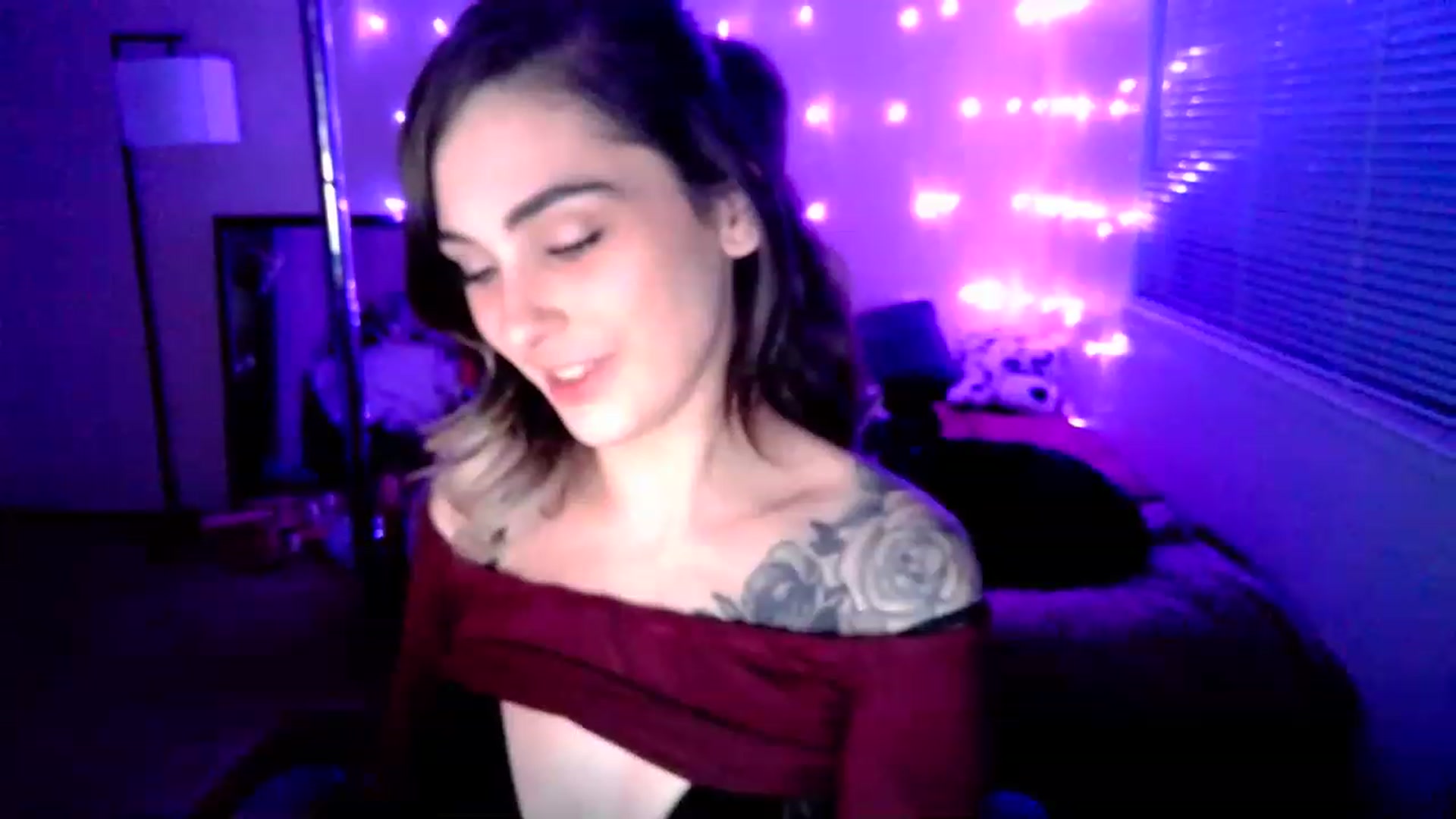 Gallery image thumbnail from MissDaliah's myfreecams stream on, 12/28/2022, 09:41 image 13 of 20