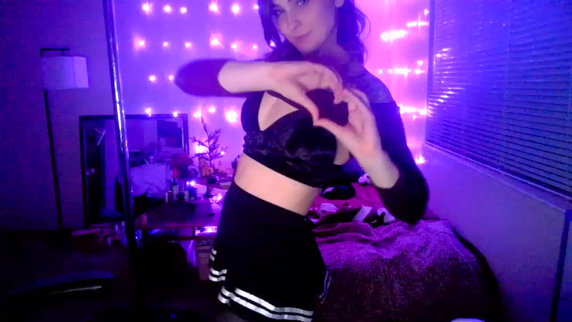 Gallery image thumbnail from MissDaliah's myfreecams stream on, 12/28/2022, 09:41 image 14 of 20