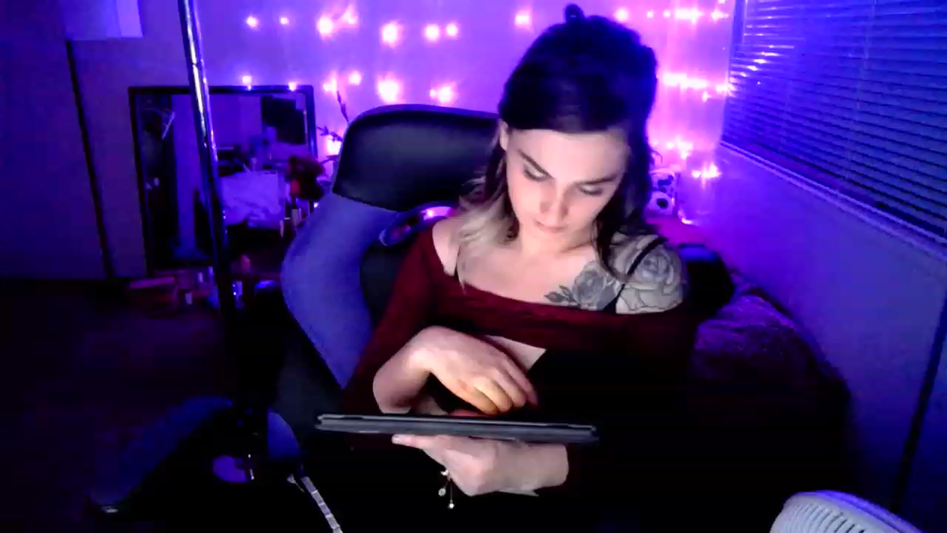 Gallery image thumbnail from MissDaliah's myfreecams stream on, 12/28/2022, 09:41 image 1 of 20
