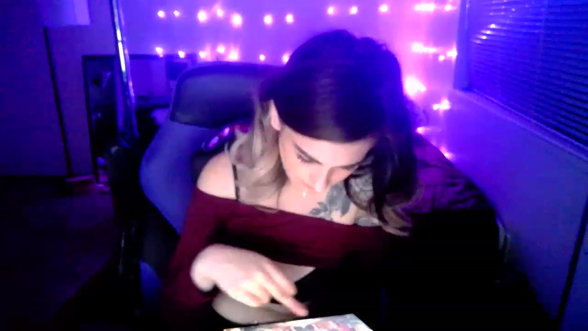 Gallery image thumbnail from MissDaliah's myfreecams stream on, 12/30/2022, 09:50 image 14 of 20
