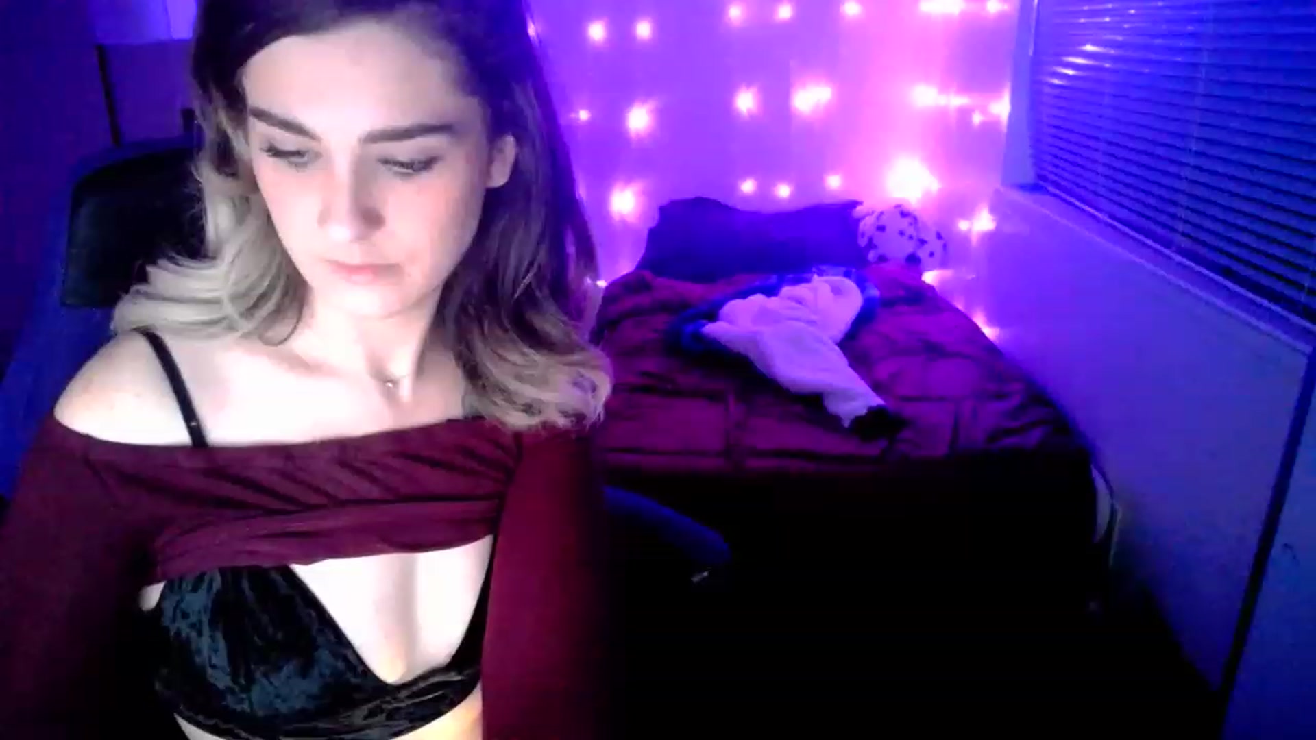 Gallery image thumbnail from MissDaliah's myfreecams stream on, 12/30/2022, 09:50 image 6 of 20