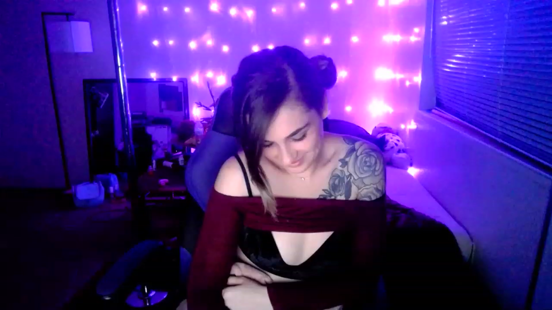 Gallery image thumbnail from MissDaliah's myfreecams stream on, 01/03/2023, 10:00 image 14 of 20