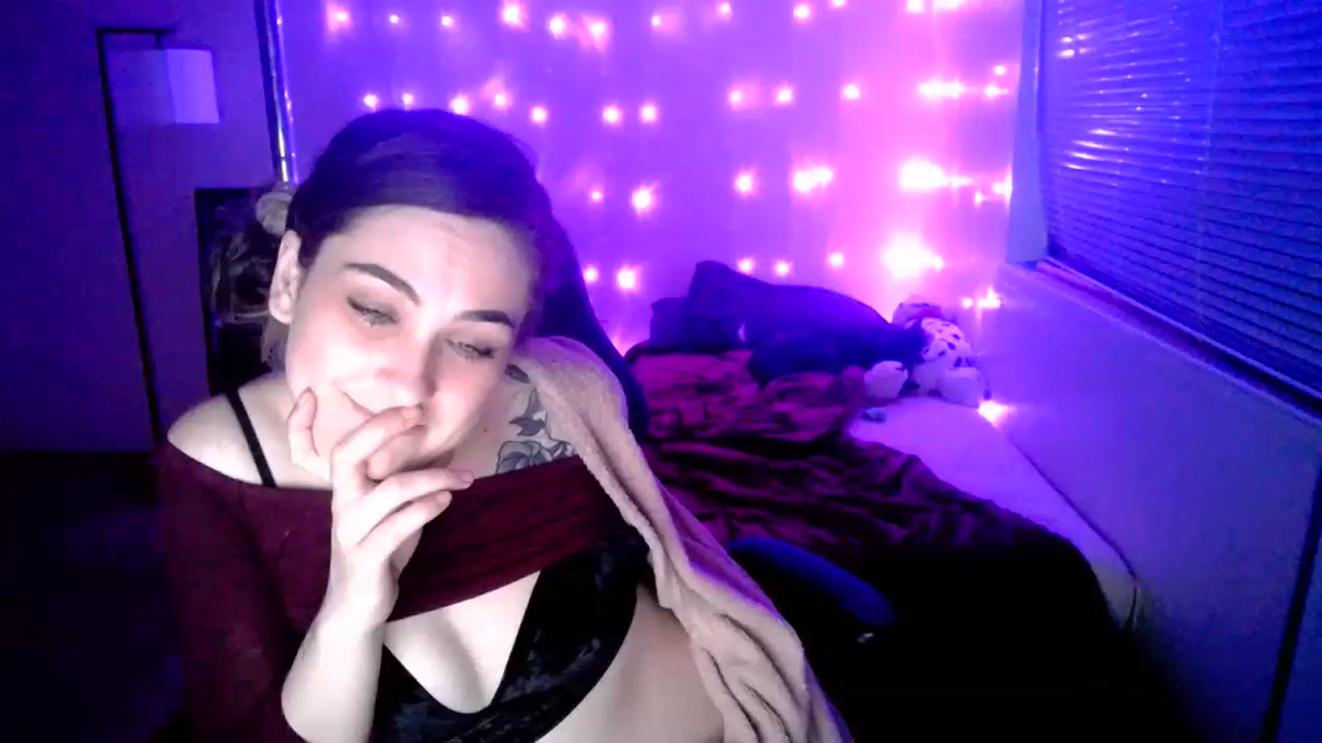 Gallery image thumbnail from MissDaliah's myfreecams stream on, 01/03/2023, 10:00 image 4 of 20