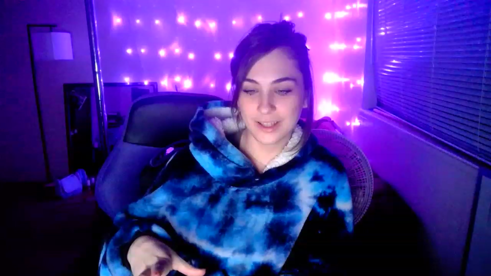 Gallery image thumbnail from MissDaliah's myfreecams stream on, 01/04/2023, 08:09 image 18 of 20