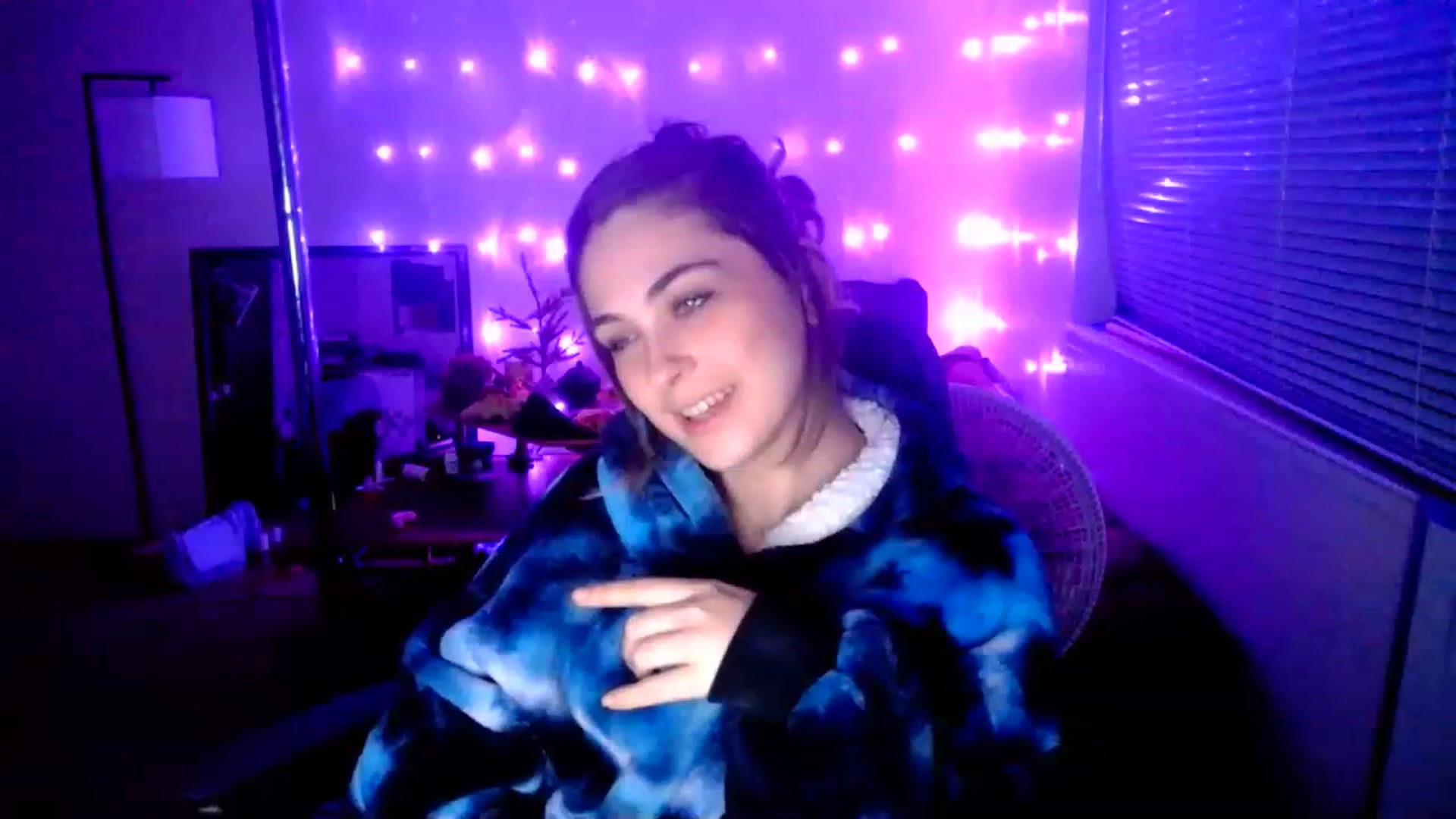 Gallery image thumbnail from MissDaliah's myfreecams stream on, 01/04/2023, 08:09 image 14 of 20
