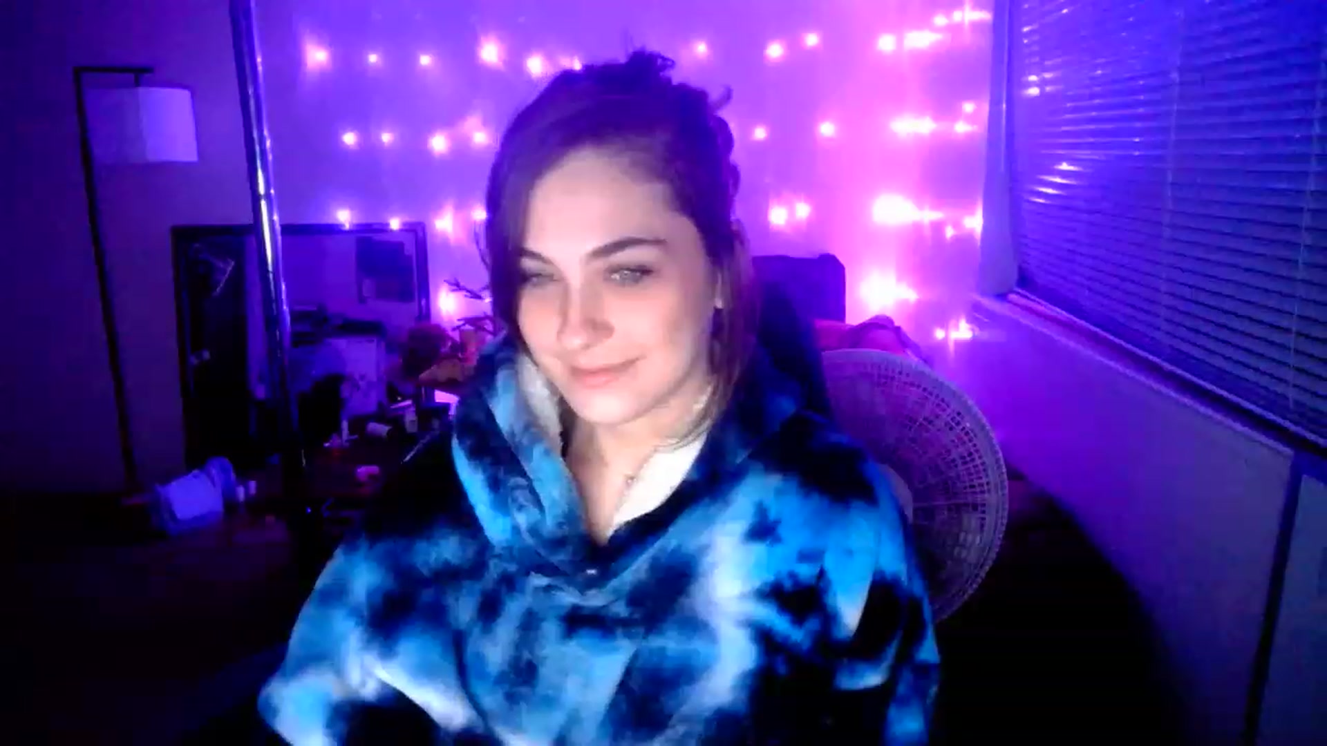 Gallery image thumbnail from MissDaliah's myfreecams stream on, 01/04/2023, 08:09 image 11 of 20
