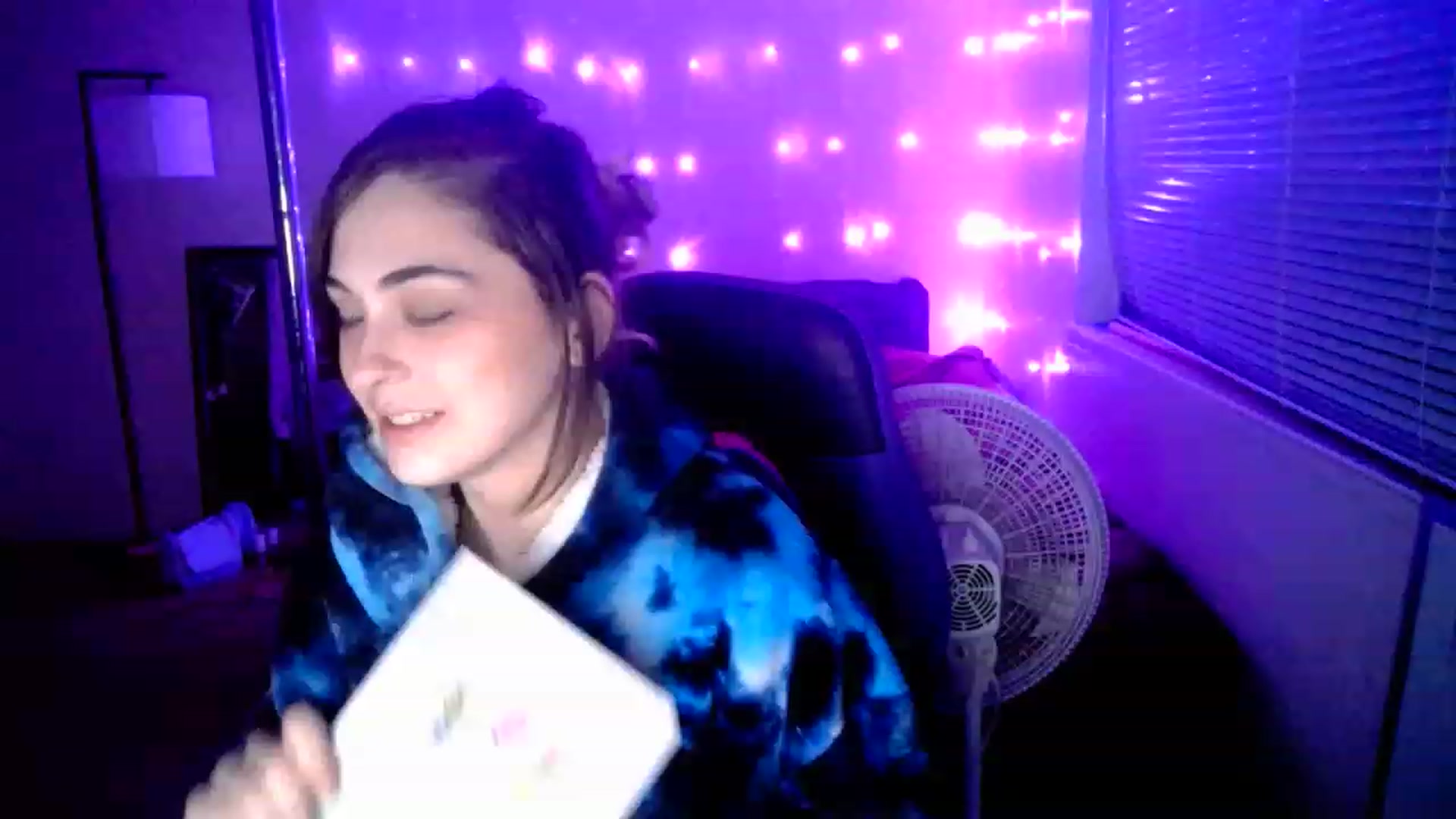 Gallery image thumbnail from MissDaliah's myfreecams stream on, 01/04/2023, 08:09 image 7 of 20