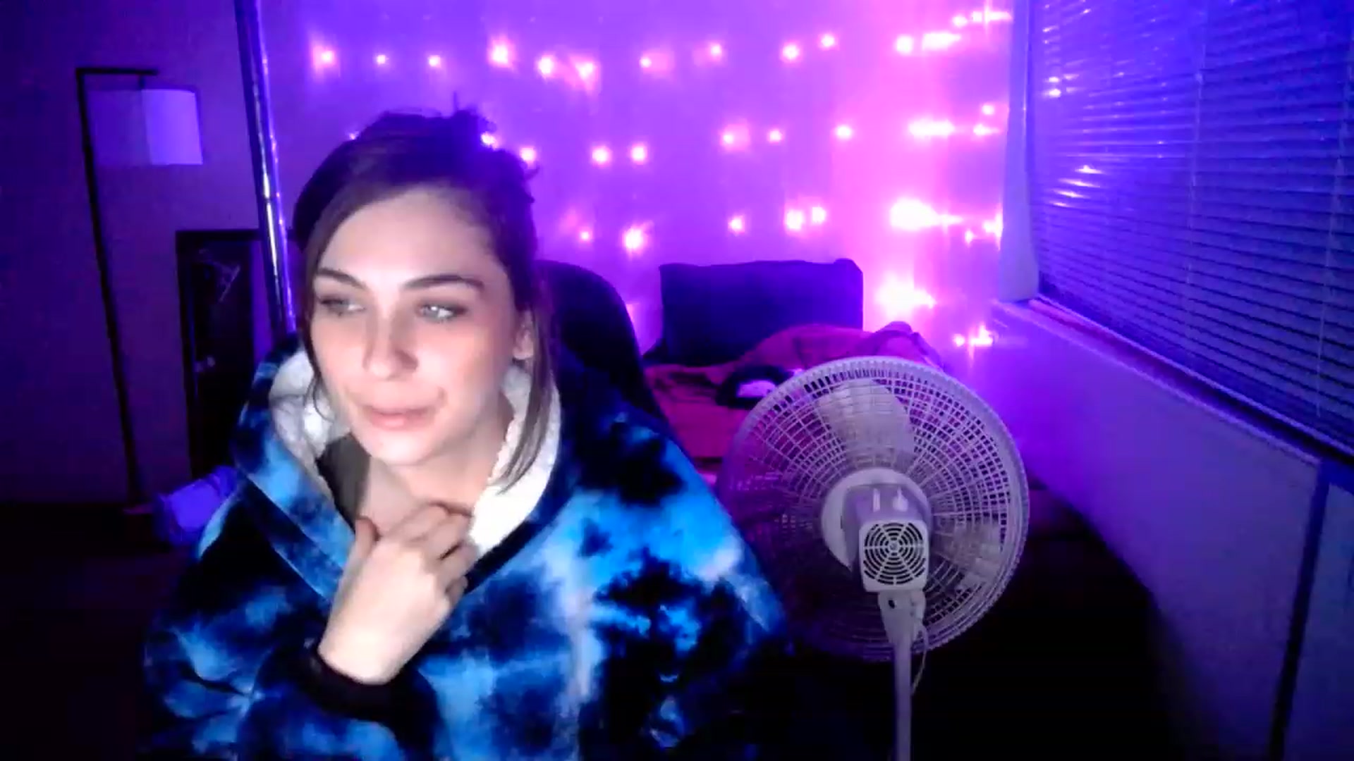 Gallery image thumbnail from MissDaliah's myfreecams stream on, 01/04/2023, 08:09 image 19 of 20