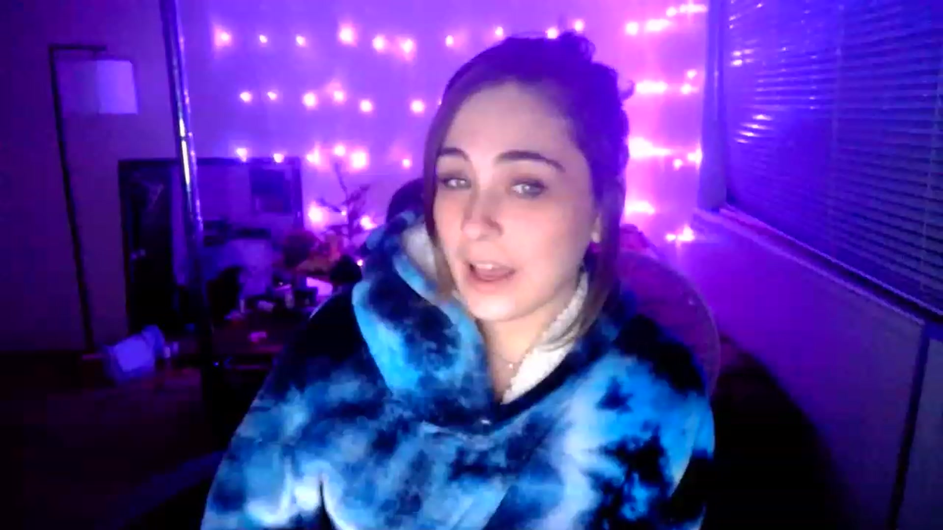 Gallery image thumbnail from MissDaliah's myfreecams stream on, 01/04/2023, 08:09 image 2 of 20