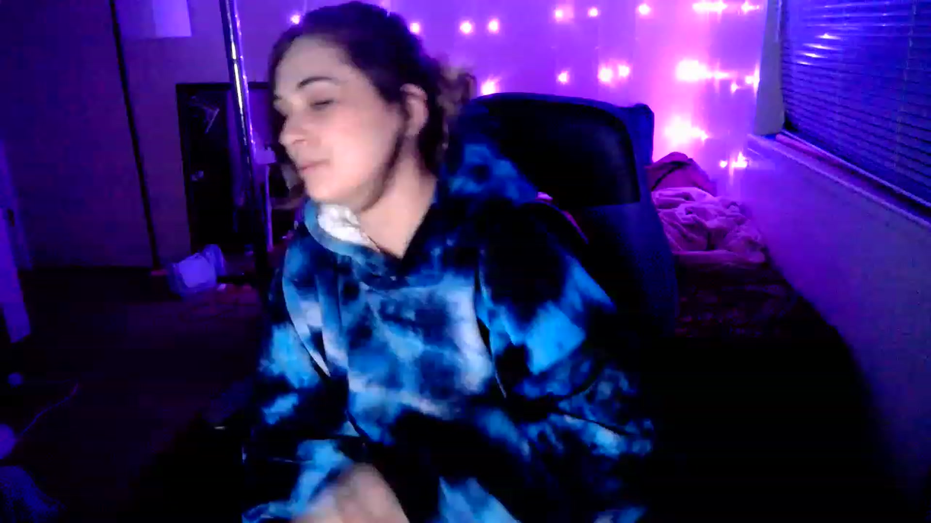 Gallery image thumbnail from MissDaliah's myfreecams stream on, 01/04/2023, 09:40 image 12 of 20