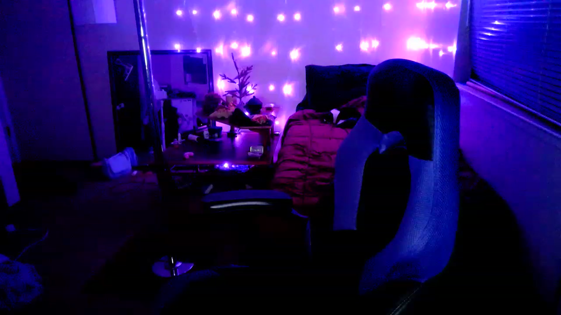 Gallery image thumbnail from MissDaliah's myfreecams stream on, 01/04/2023, 09:40 image 15 of 20