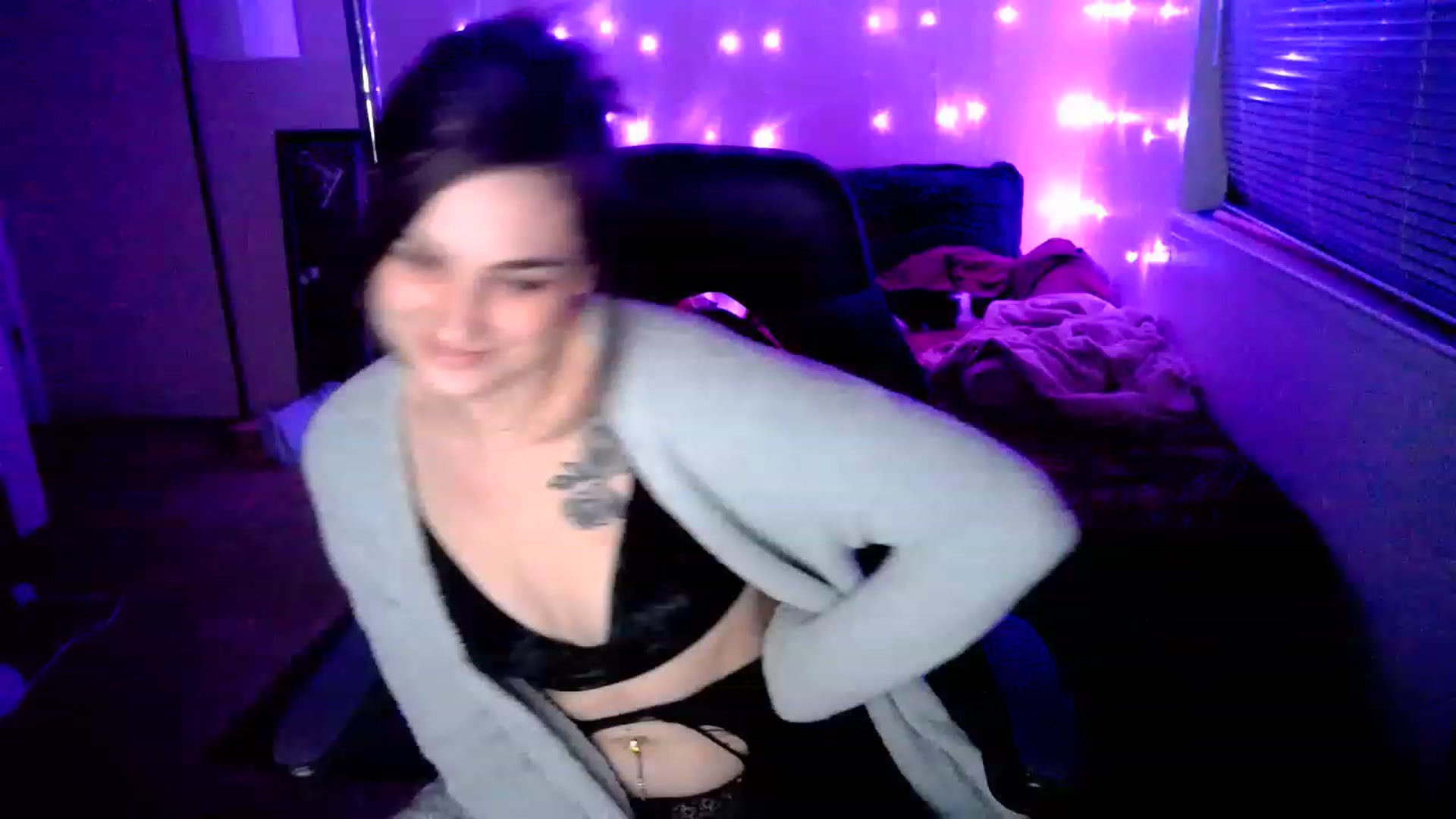 Gallery image thumbnail from MissDaliah's myfreecams stream on, 01/04/2023, 09:40 image 5 of 20