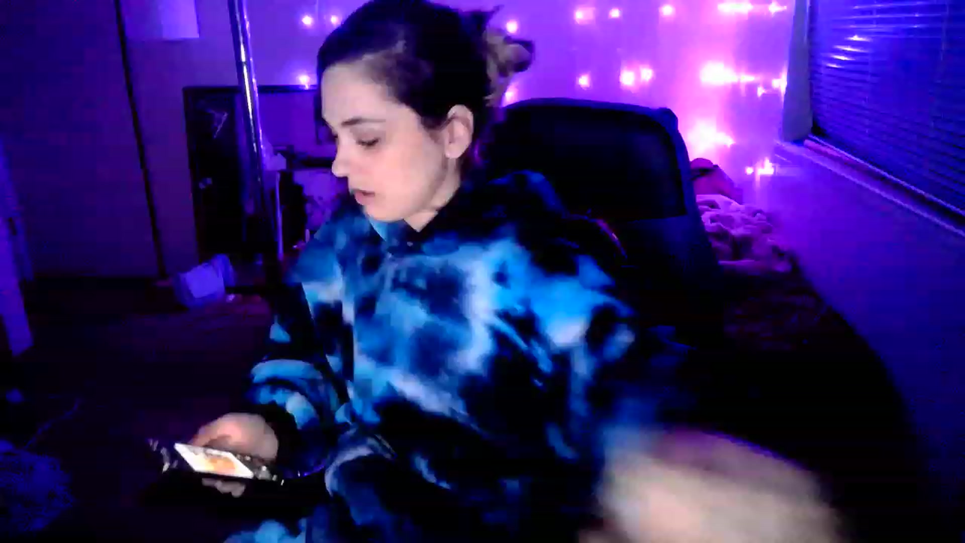 Gallery image thumbnail from MissDaliah's myfreecams stream on, 01/04/2023, 09:40 image 19 of 20
