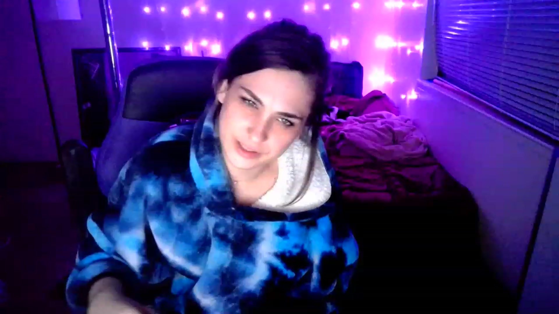 Gallery image thumbnail from MissDaliah's myfreecams stream on, 01/04/2023, 10:07 image 2 of 20
