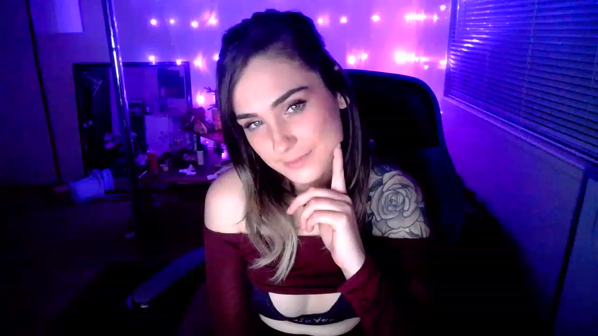 Gallery image thumbnail from MissDaliah's myfreecams stream on, 01/09/2023, 09:17 image 17 of 20