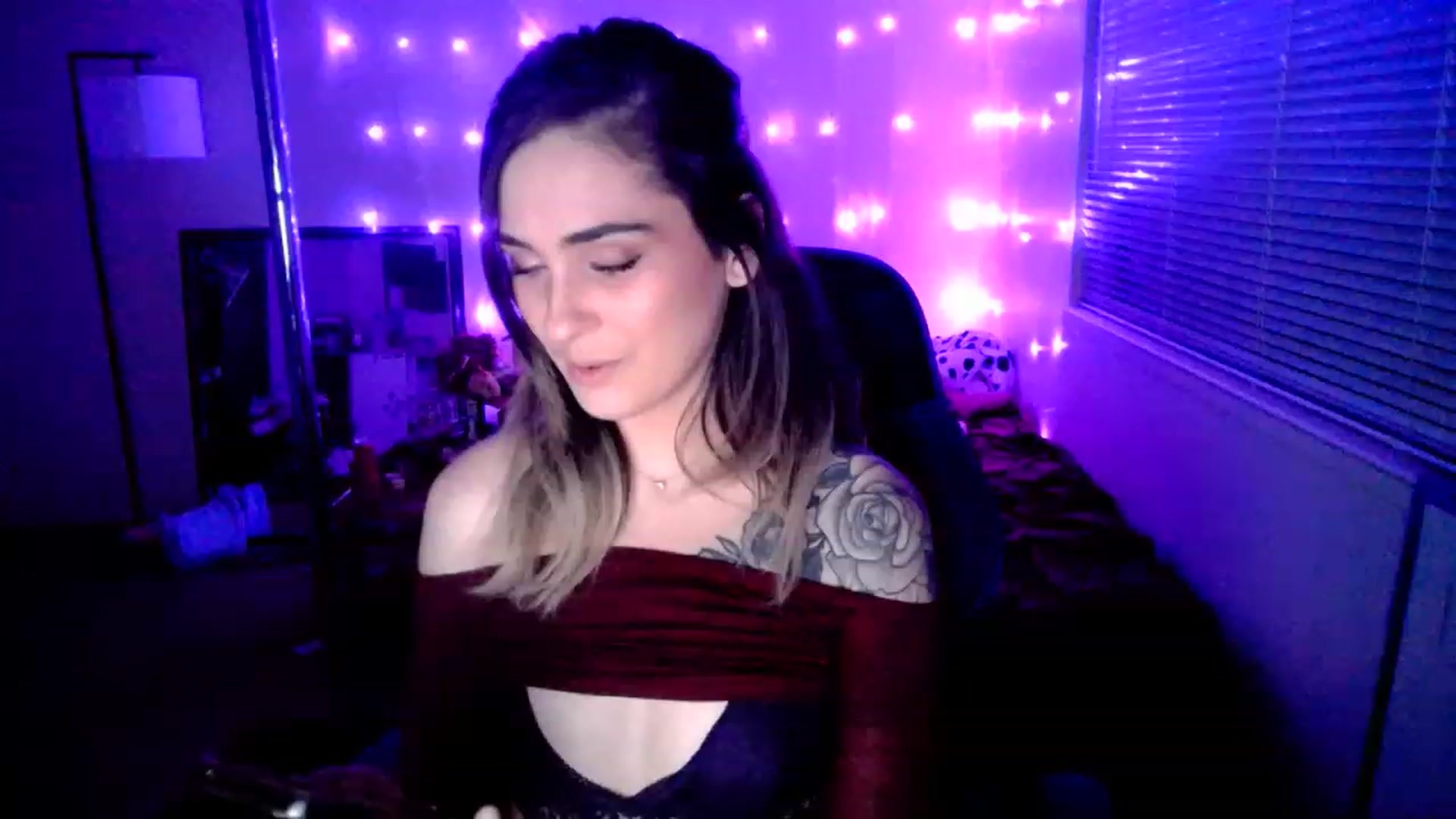 Gallery image thumbnail from MissDaliah's myfreecams stream on, 01/09/2023, 09:17 image 10 of 20