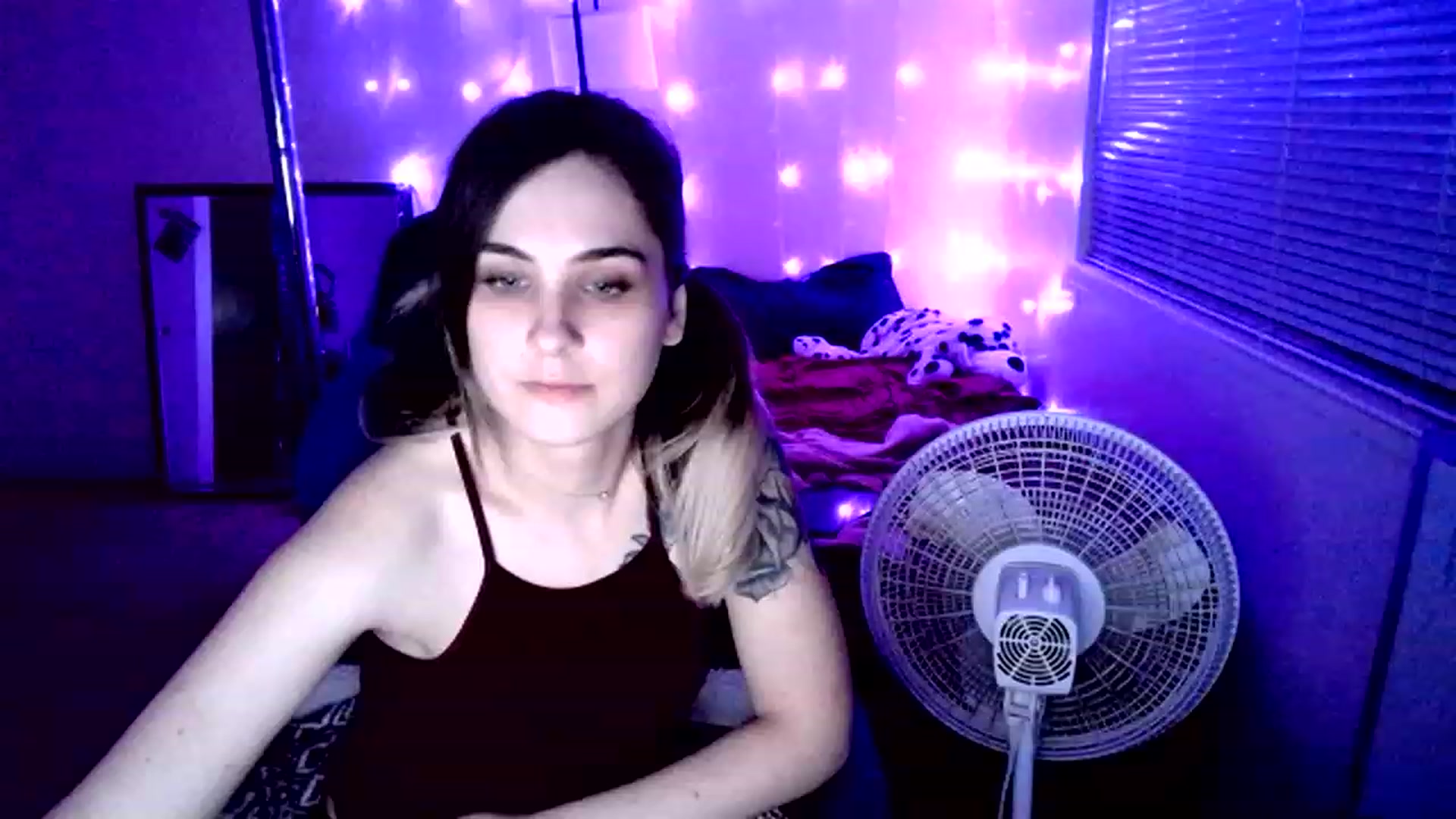 Gallery image thumbnail from MissDaliah's myfreecams stream on, 01/12/2023, 08:49 image 4 of 20